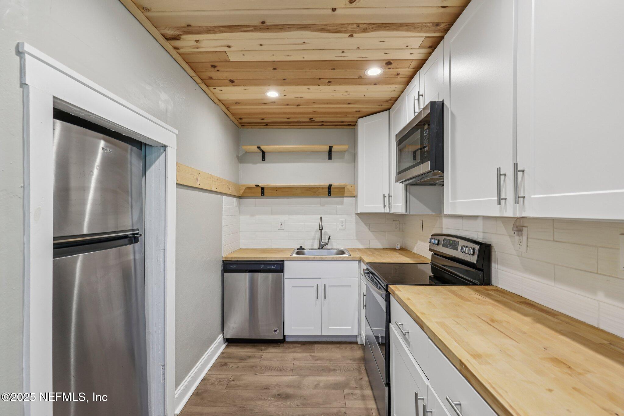 243 RAVENSWOOD Drive, St. Augustine