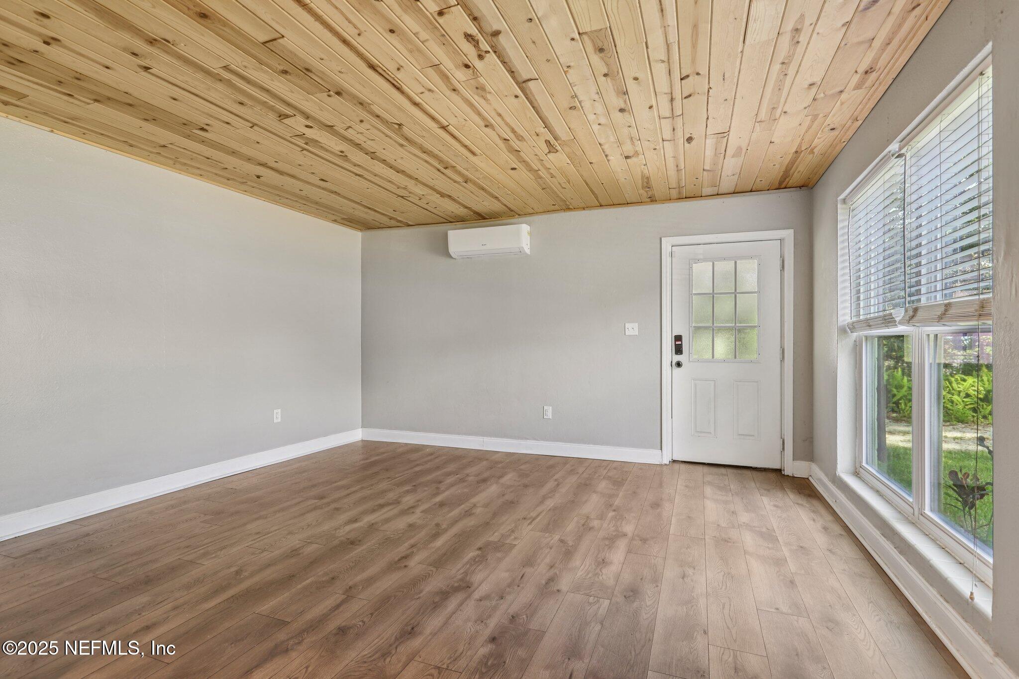 243 RAVENSWOOD Drive, St. Augustine