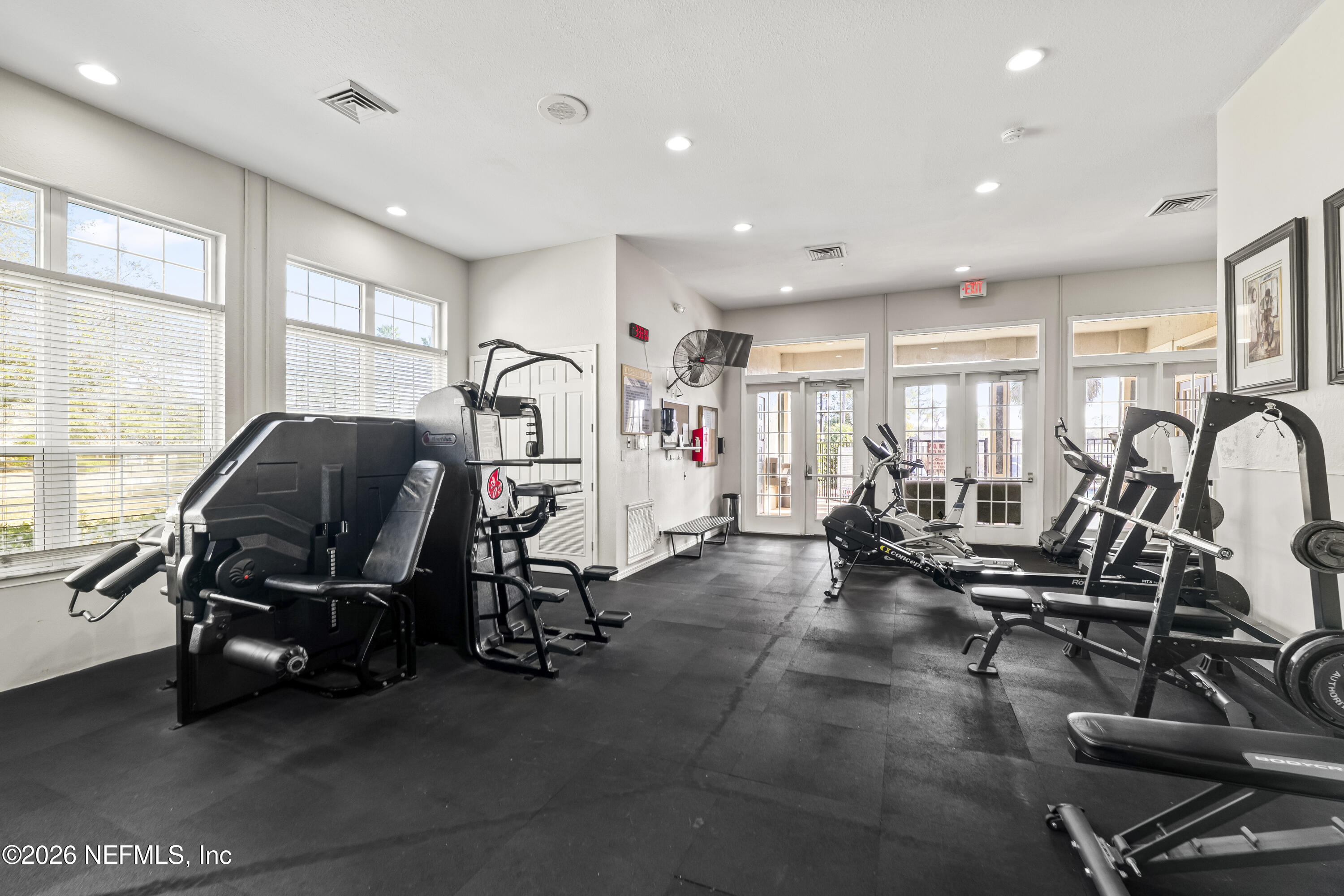 13700 RICHMOND PARK Drive N 1306