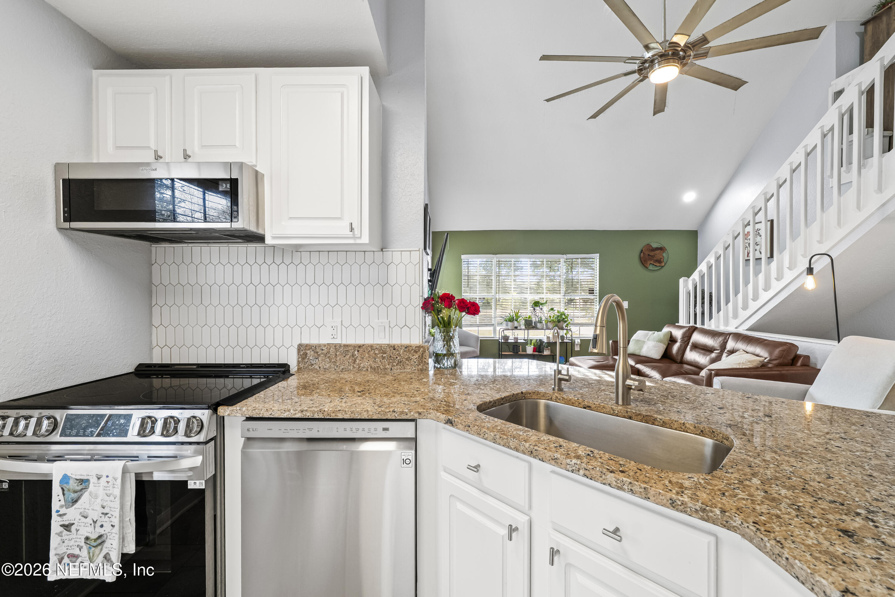 13700 RICHMOND PARK Drive N 1306