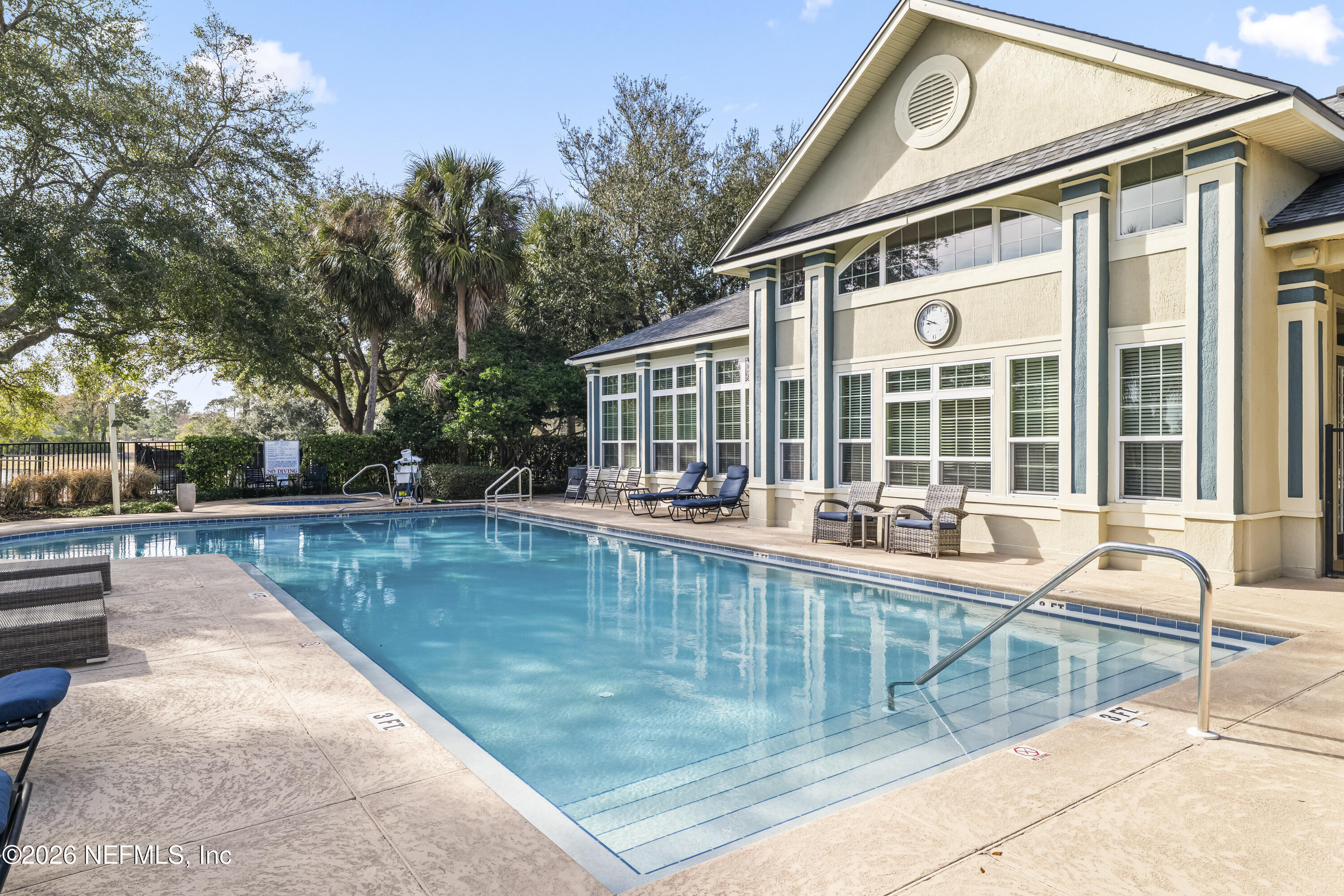 13700 RICHMOND PARK Drive N 1306