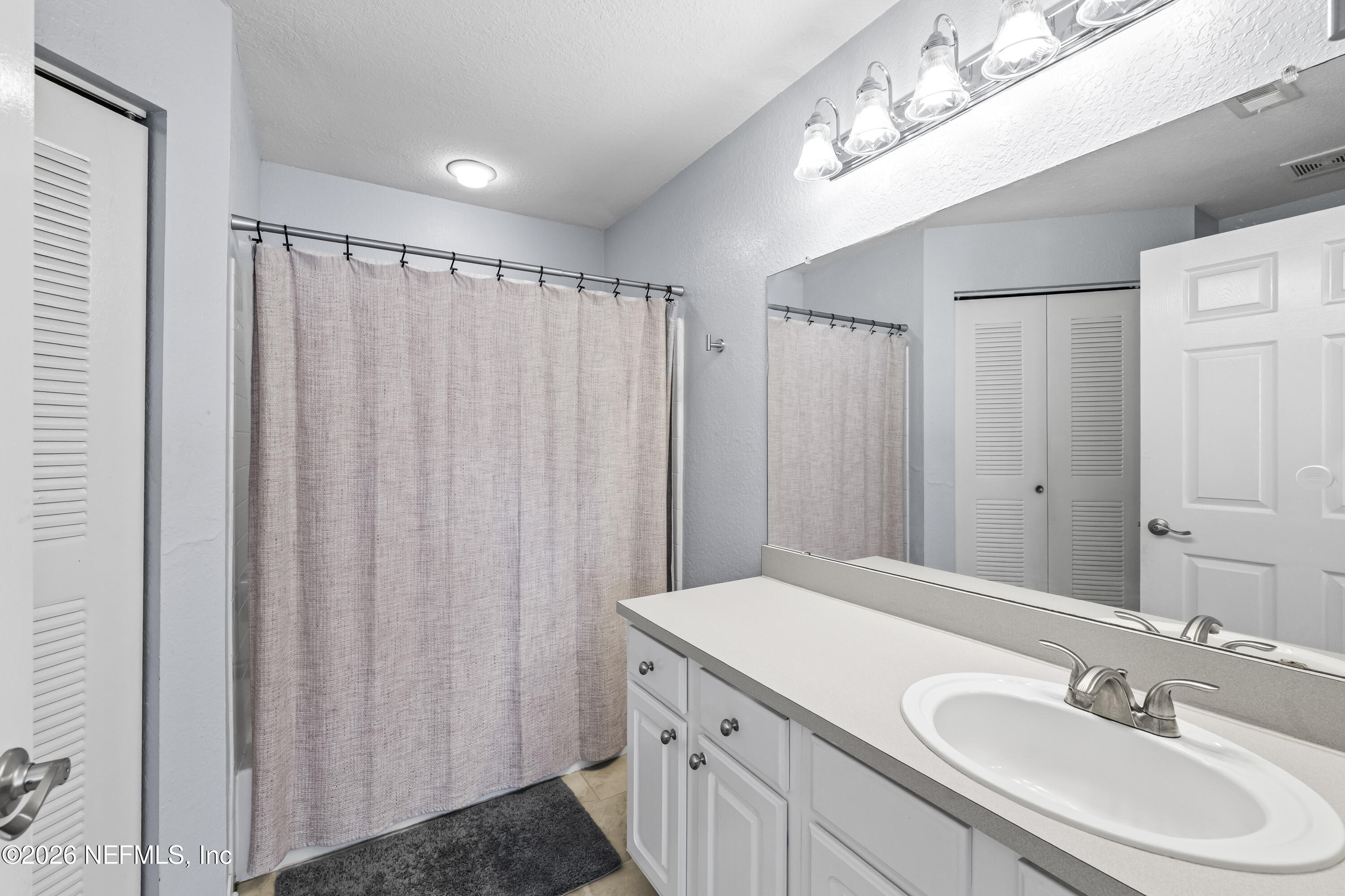 13700 RICHMOND PARK Drive N 1306