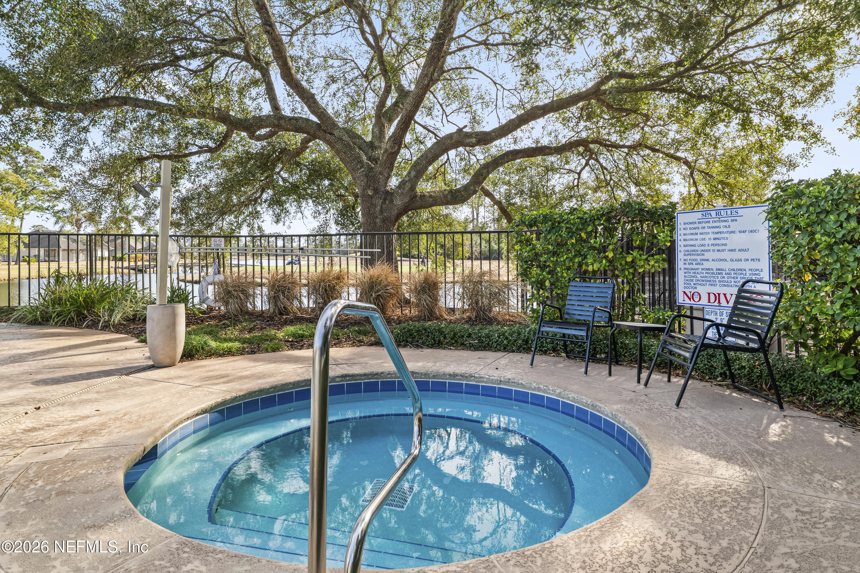 13700 RICHMOND PARK Drive N 1306