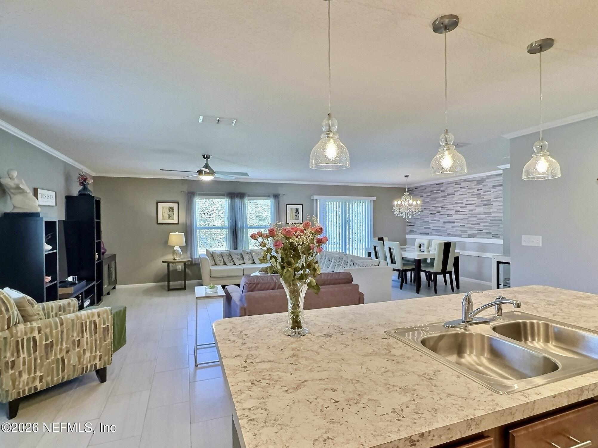 465 HARLEY Drive