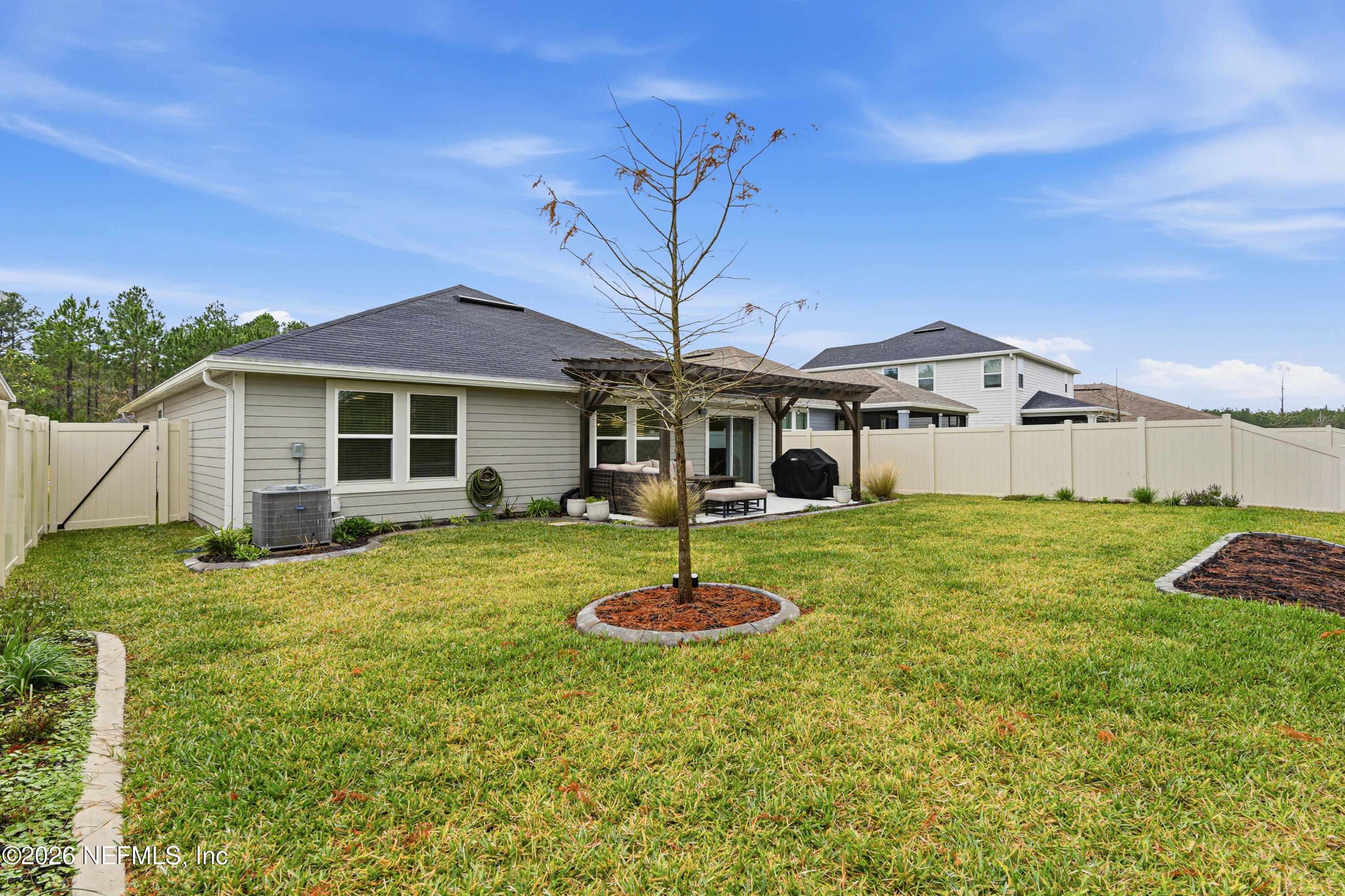 10925 STAPLETON Drive