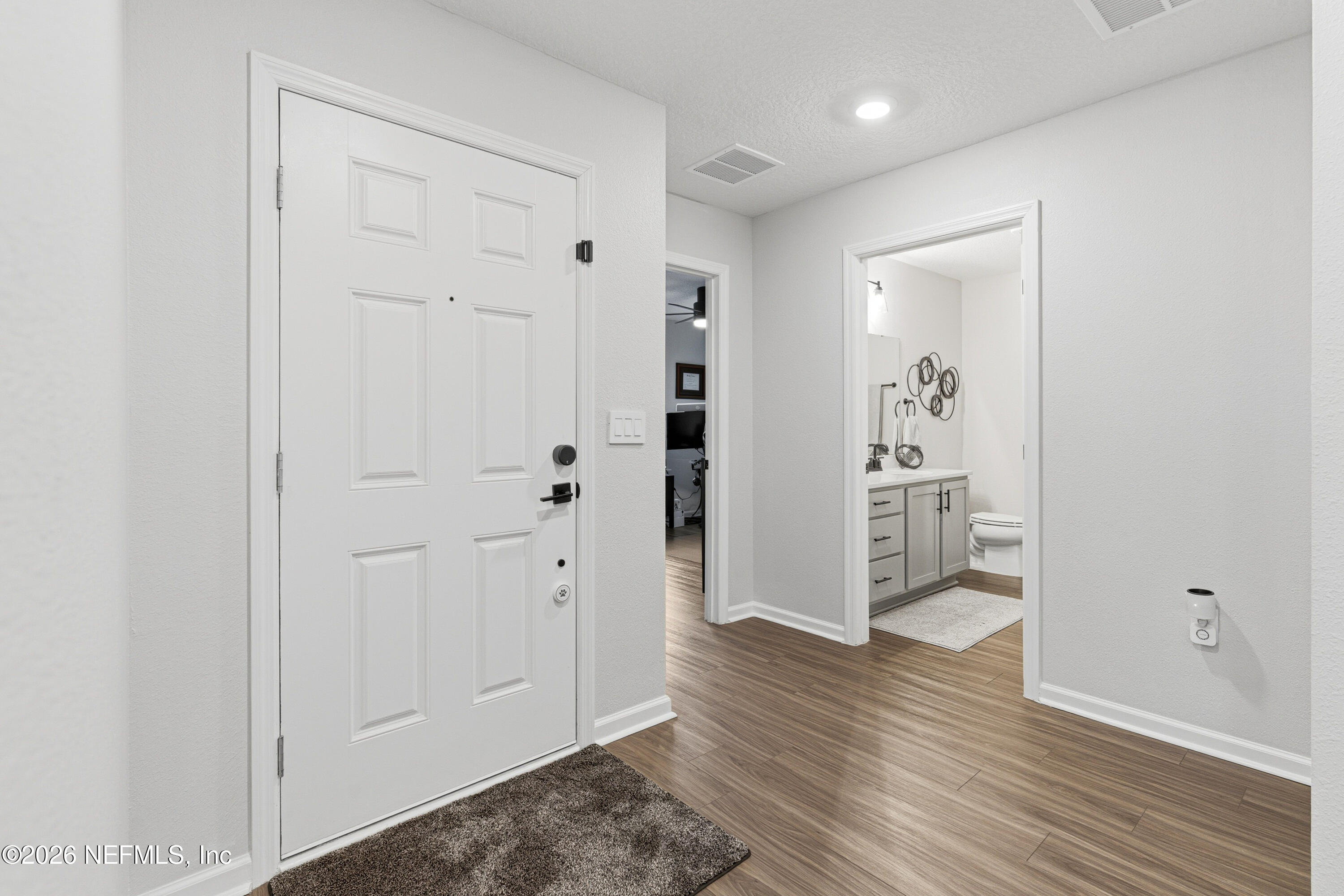 10925 STAPLETON Drive