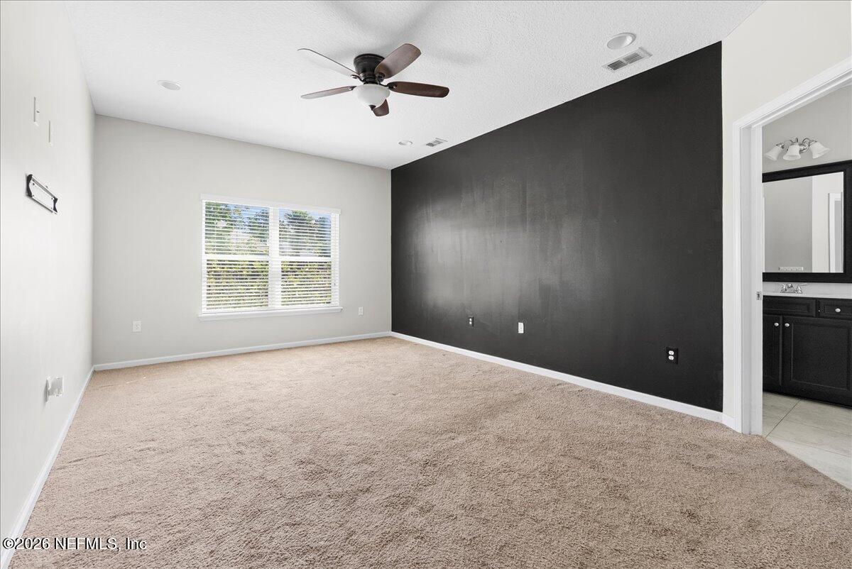 3825 HAMMOCK BLUFF Drive