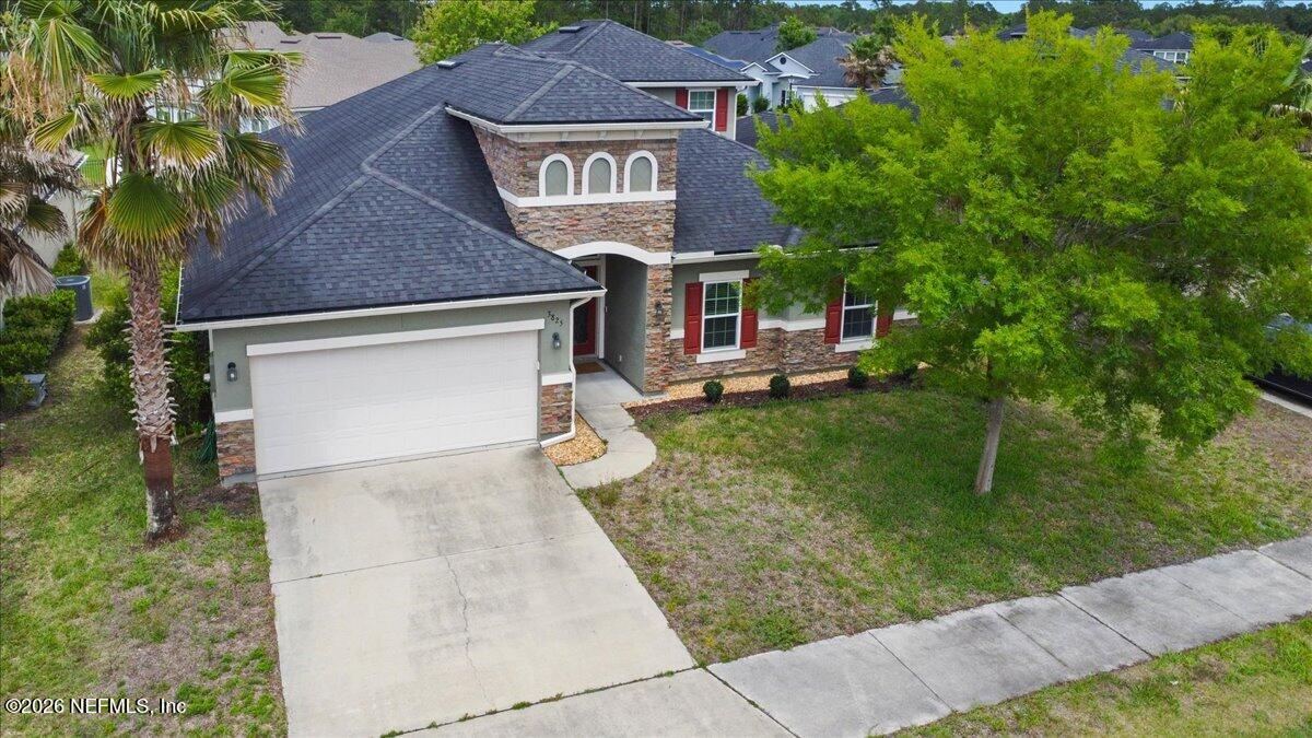 3825 HAMMOCK BLUFF Drive