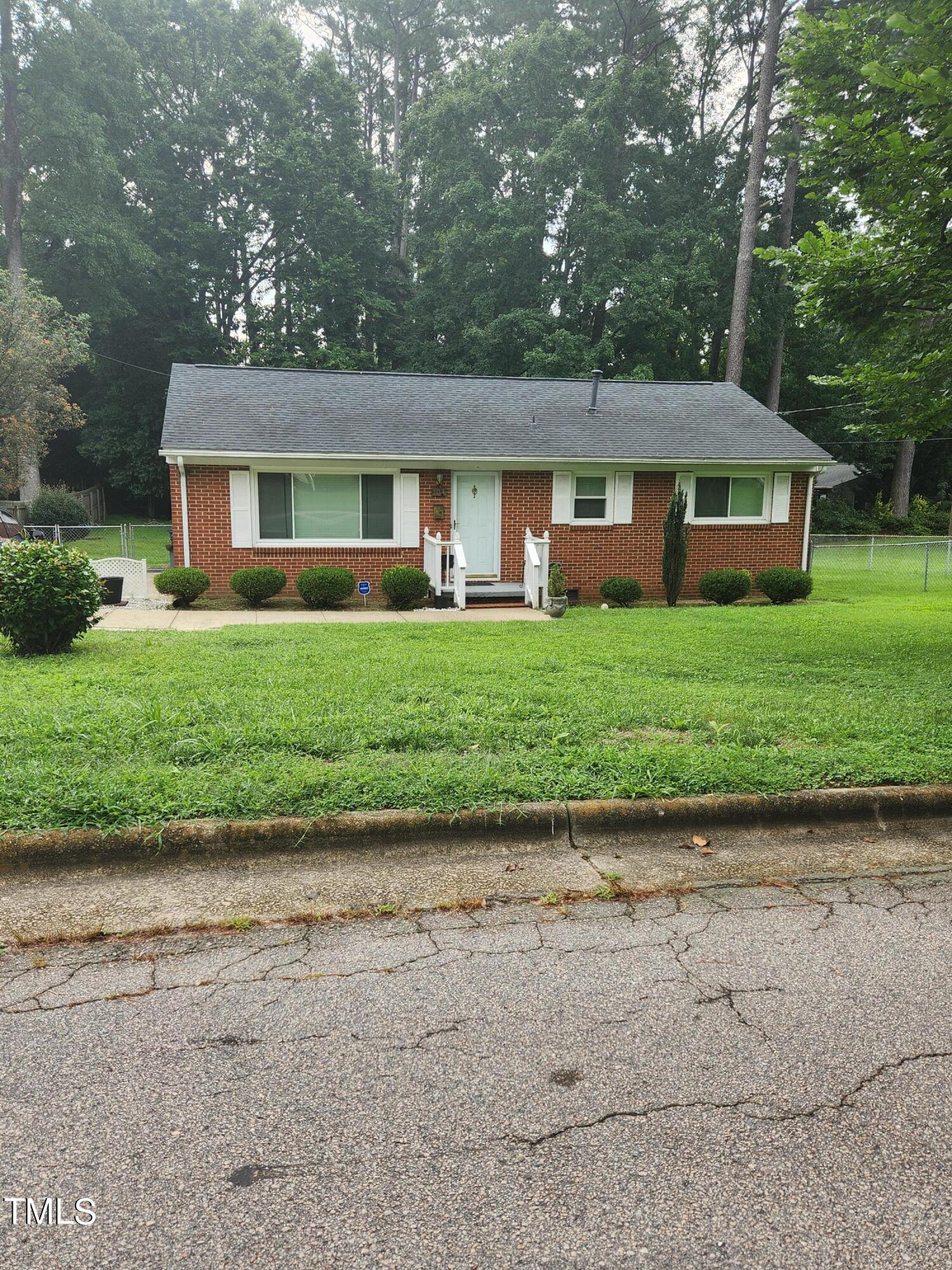 704 Donnelly Road