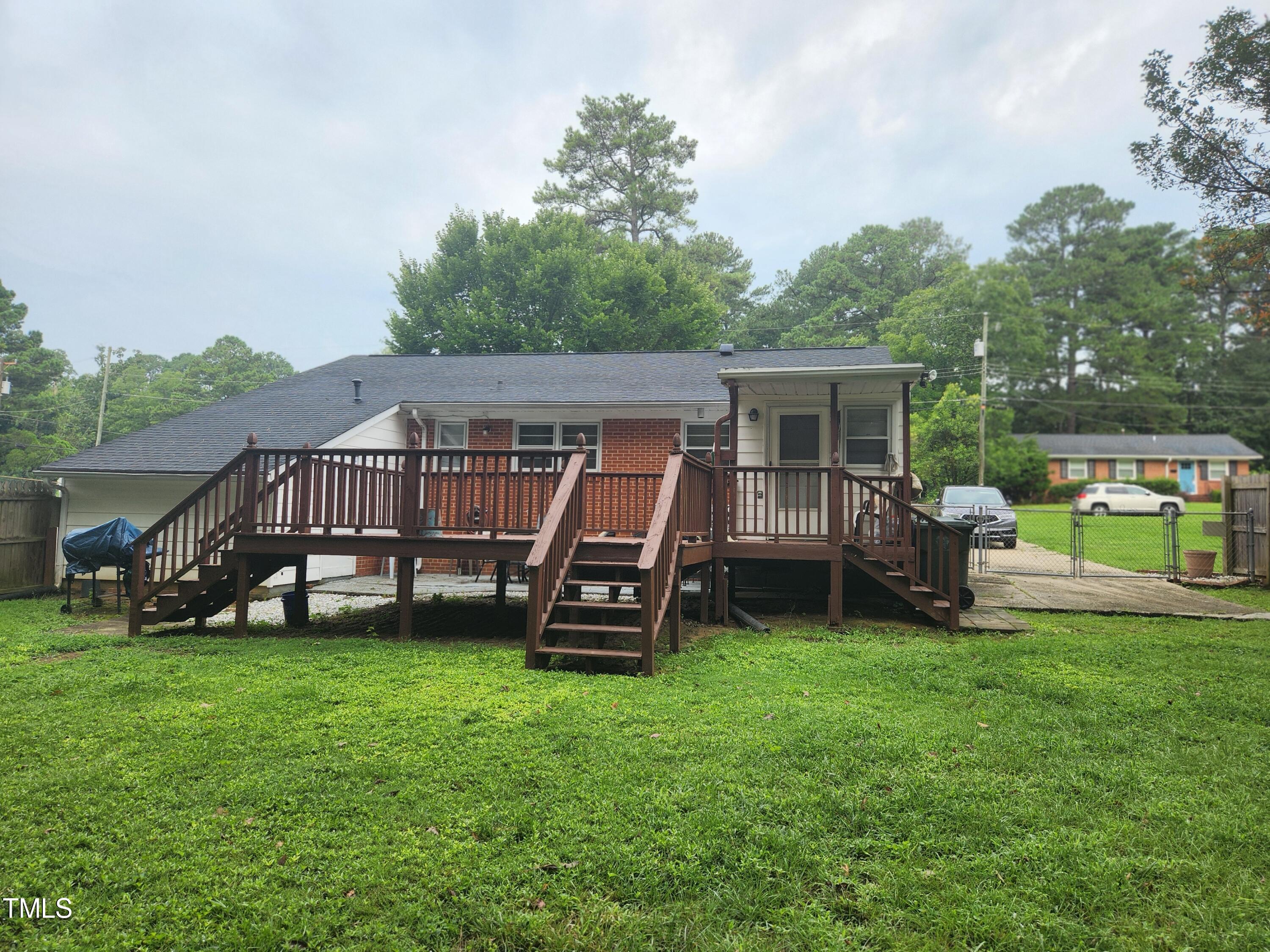 704 Donnelly Road