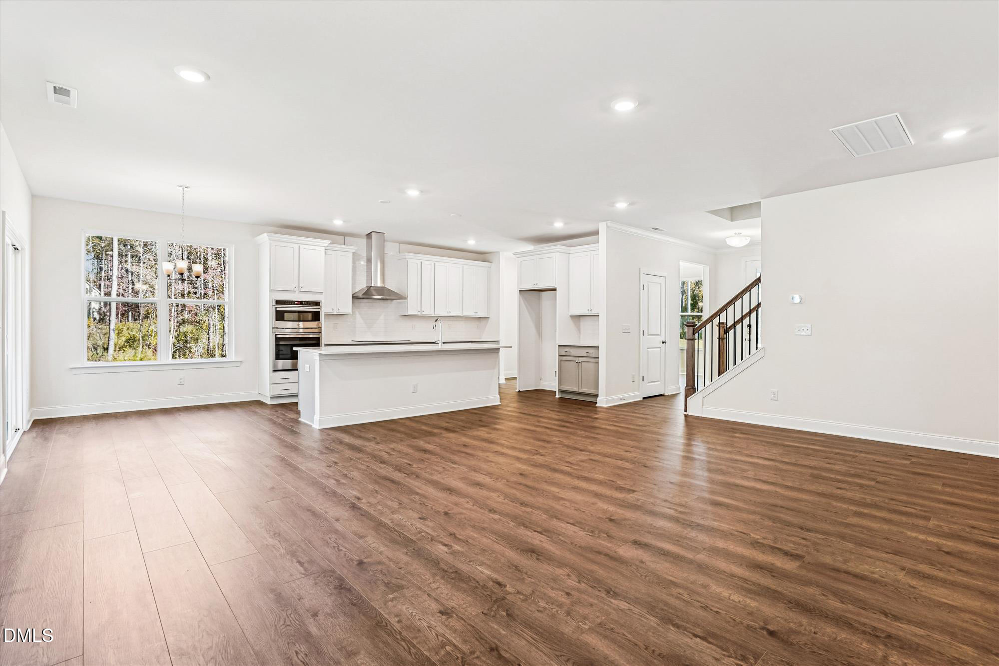 368 Artic Circle