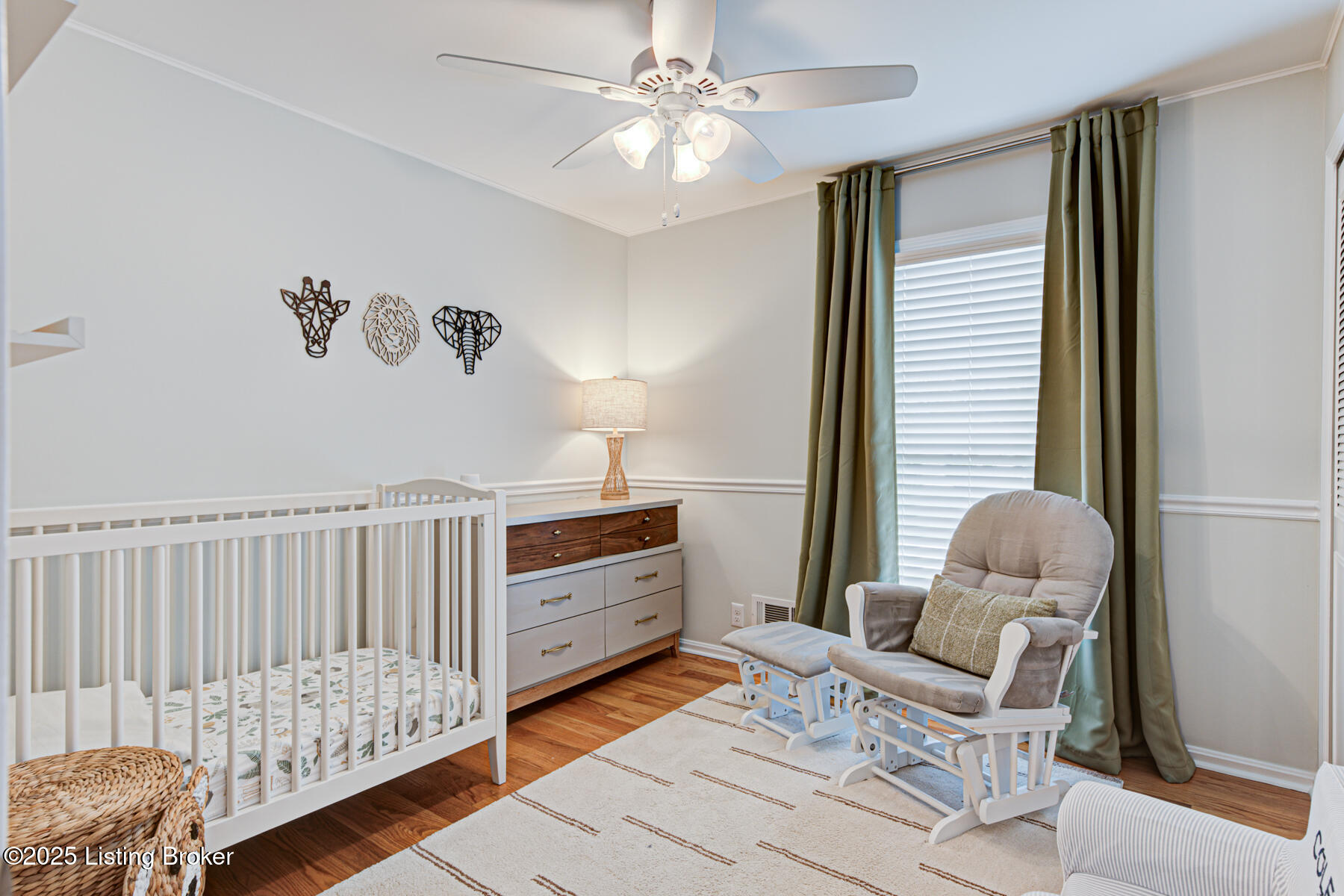 609 Armadale Pl