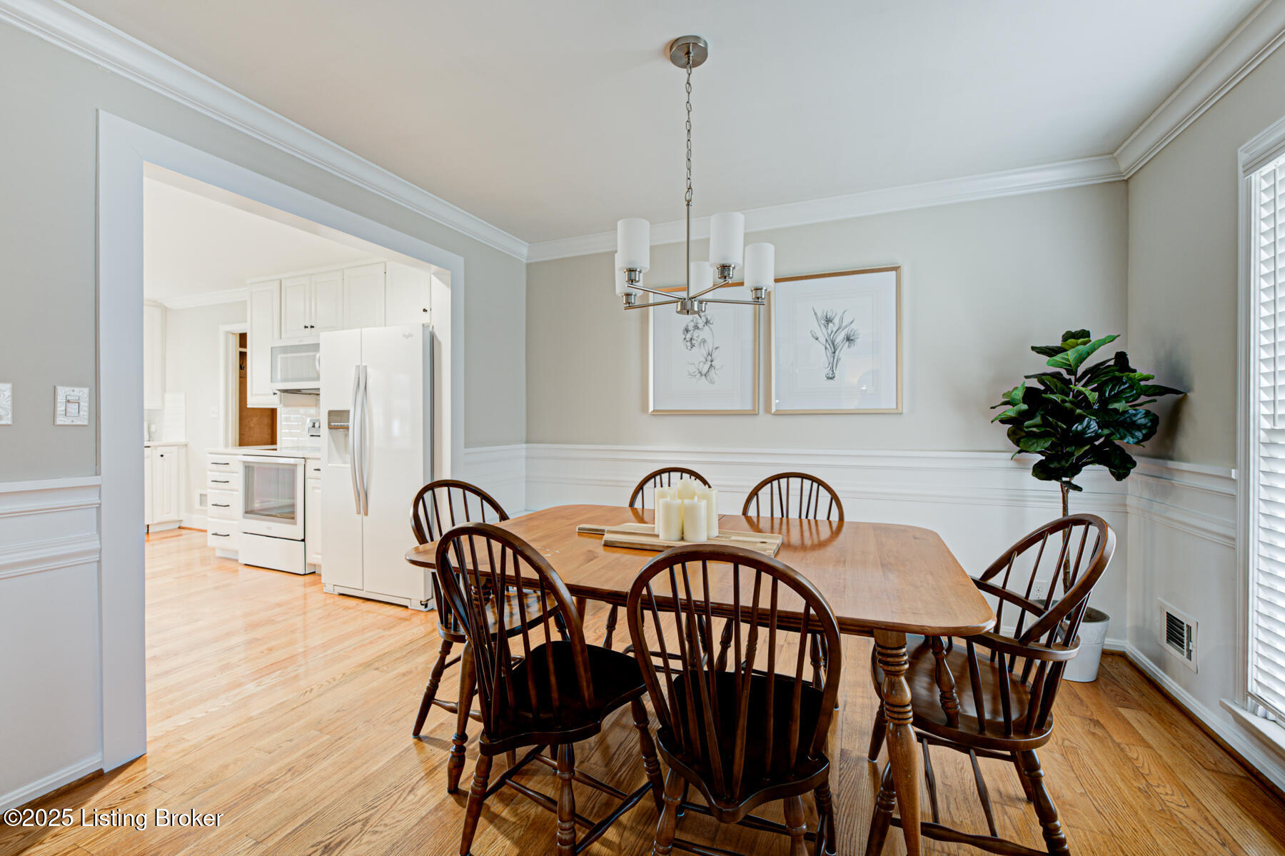 609 Armadale Pl