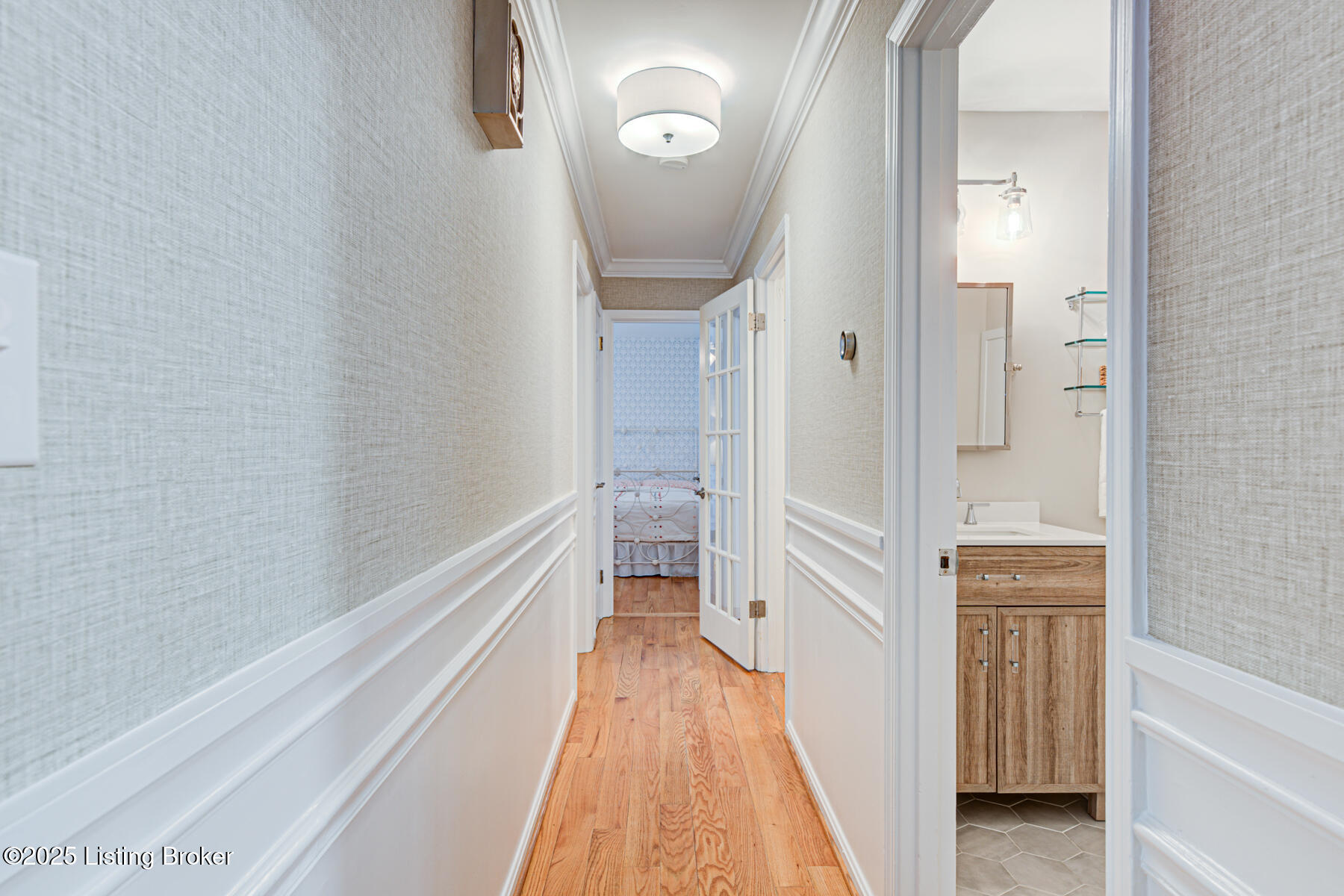 609 Armadale Pl