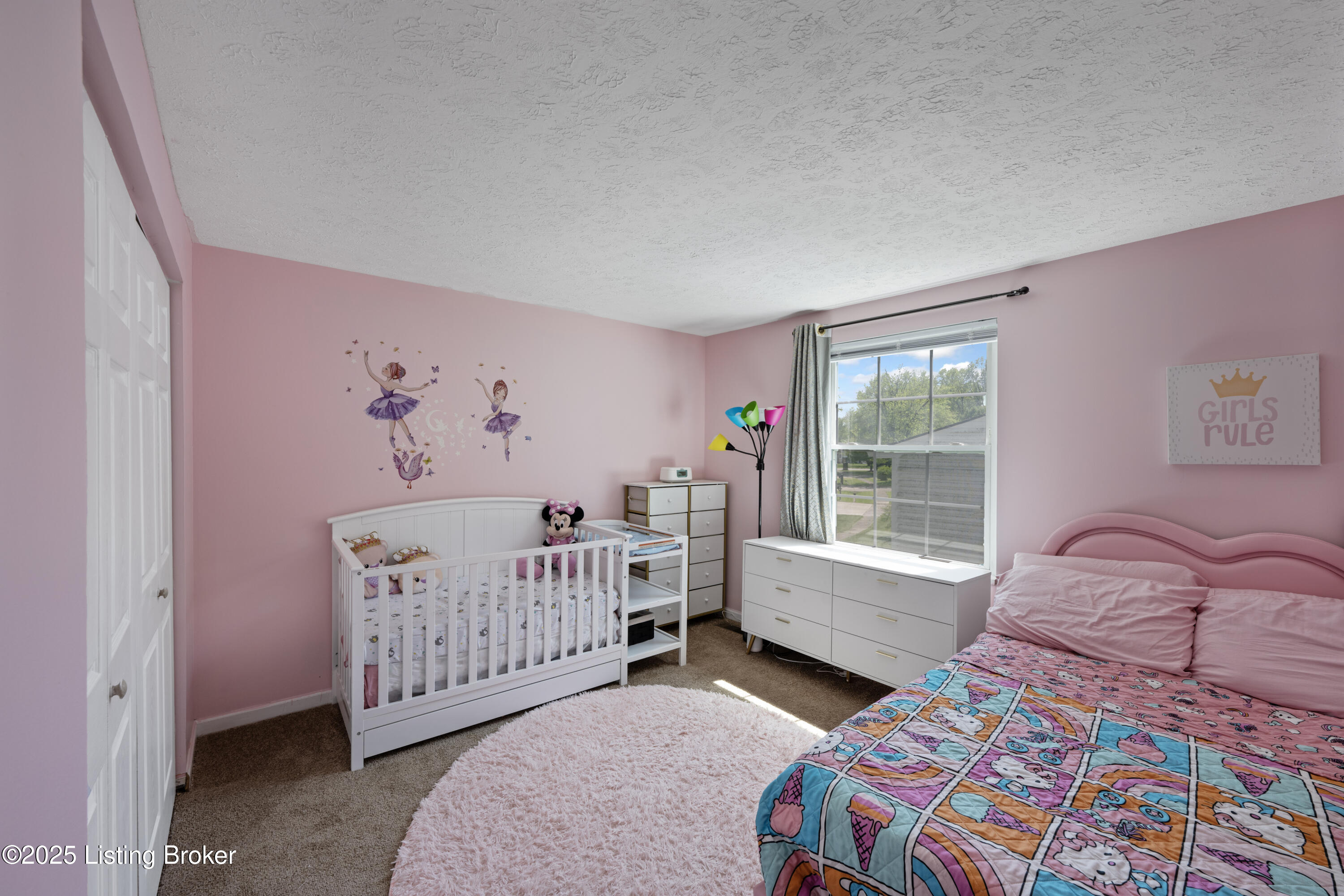 8512 Silver Fox Rd