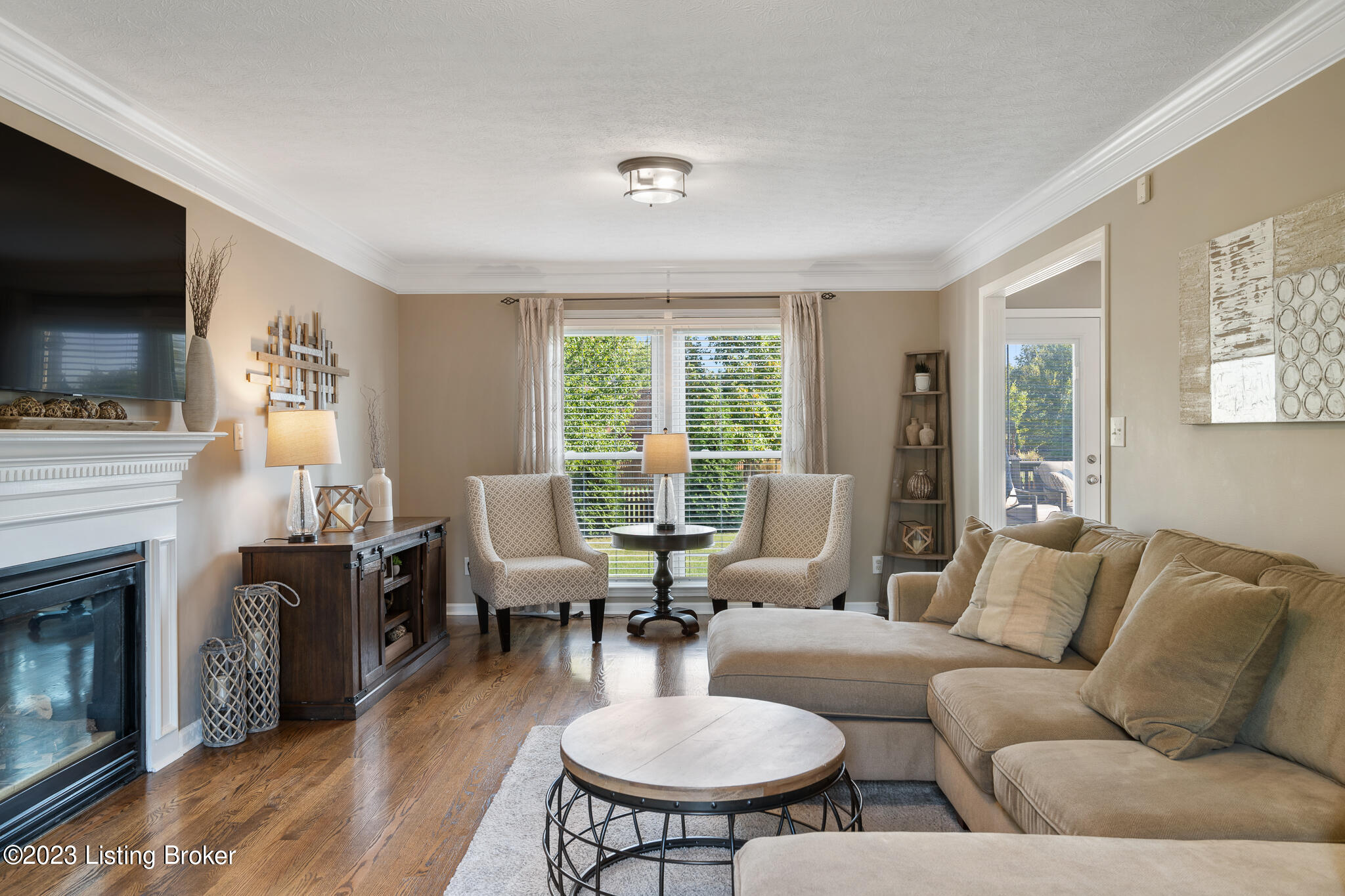 13706 Forest Bend Cir
