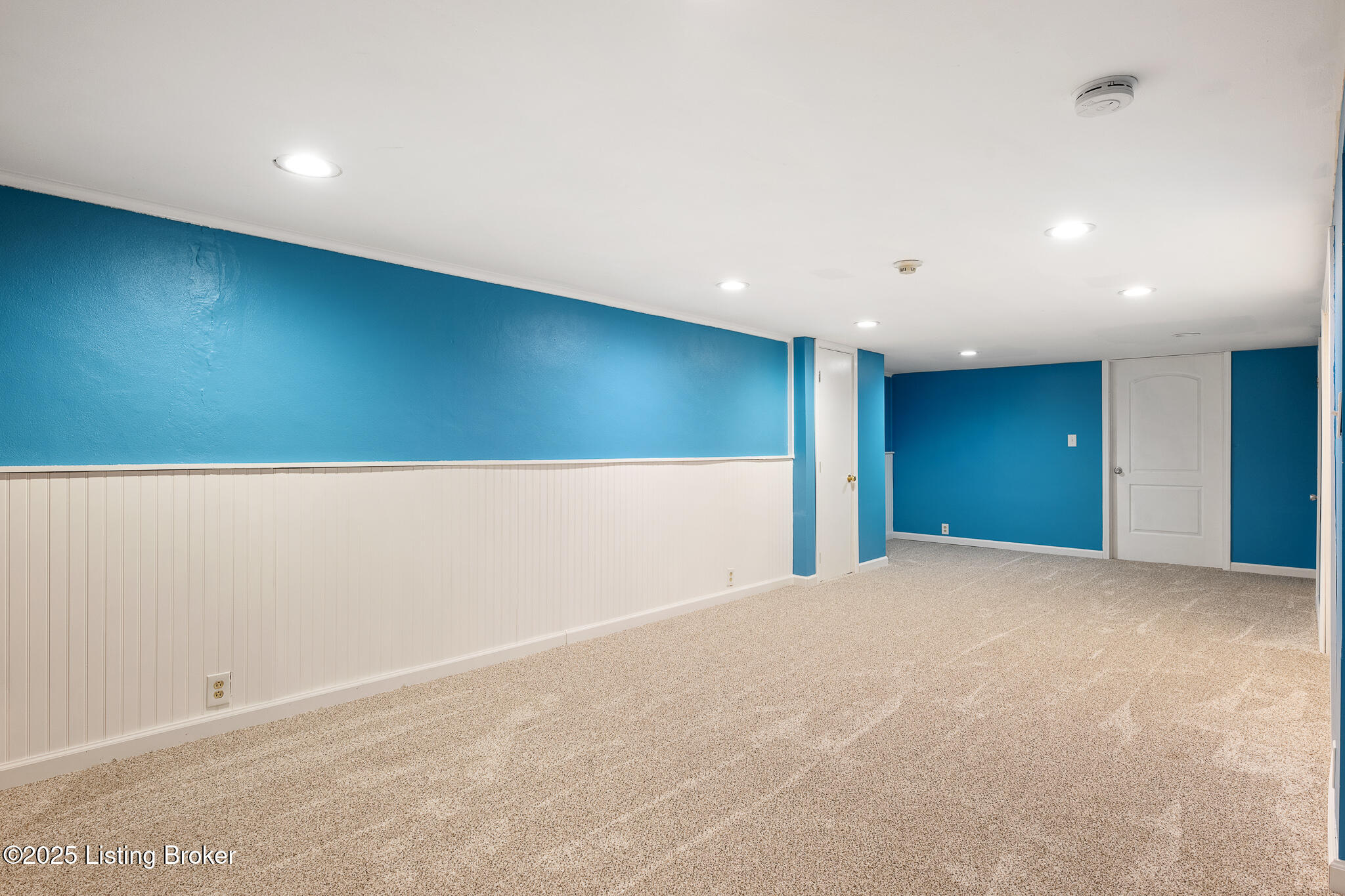 8215 Siesta Way