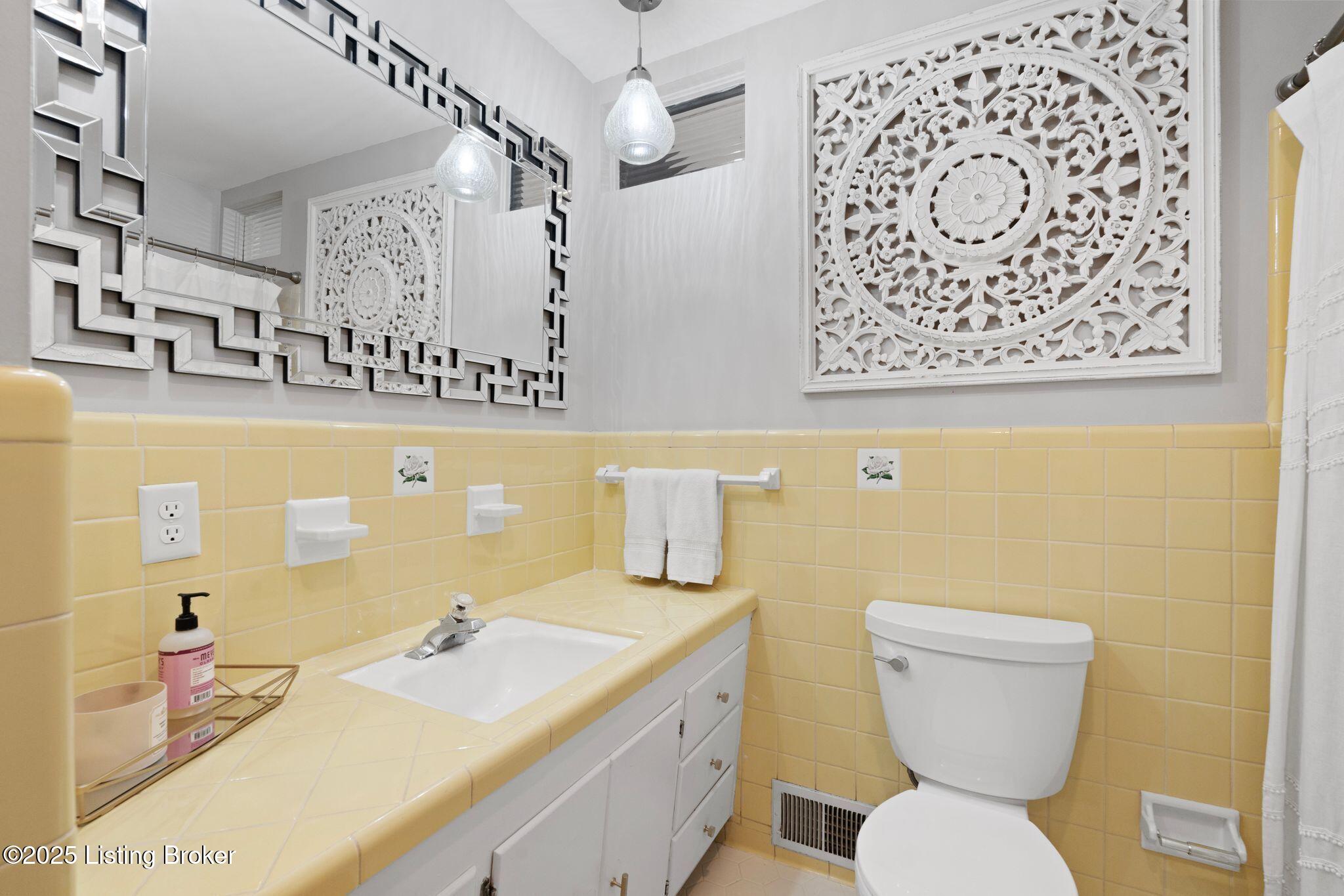 9000 Haviland Ave, Louisville