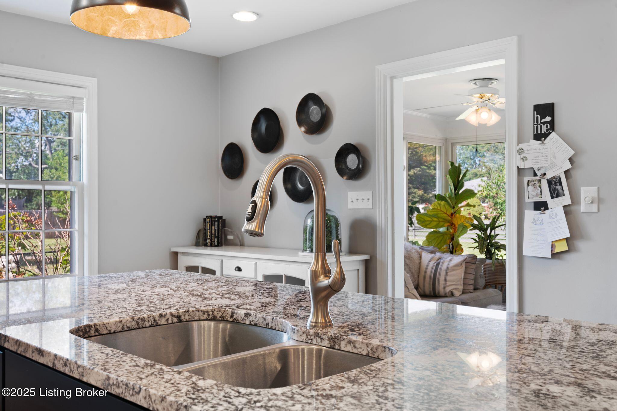 9000 Haviland Ave, Louisville