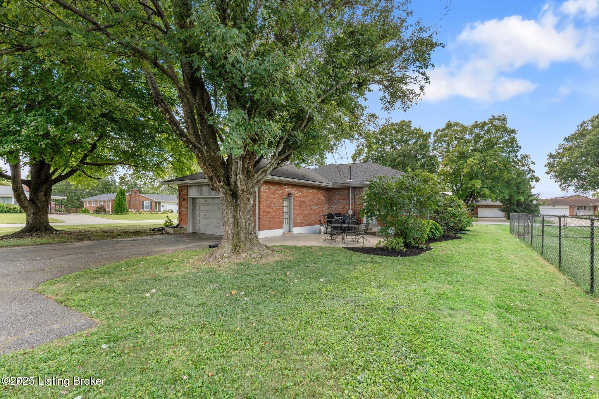 9000 Haviland Ave, Louisville