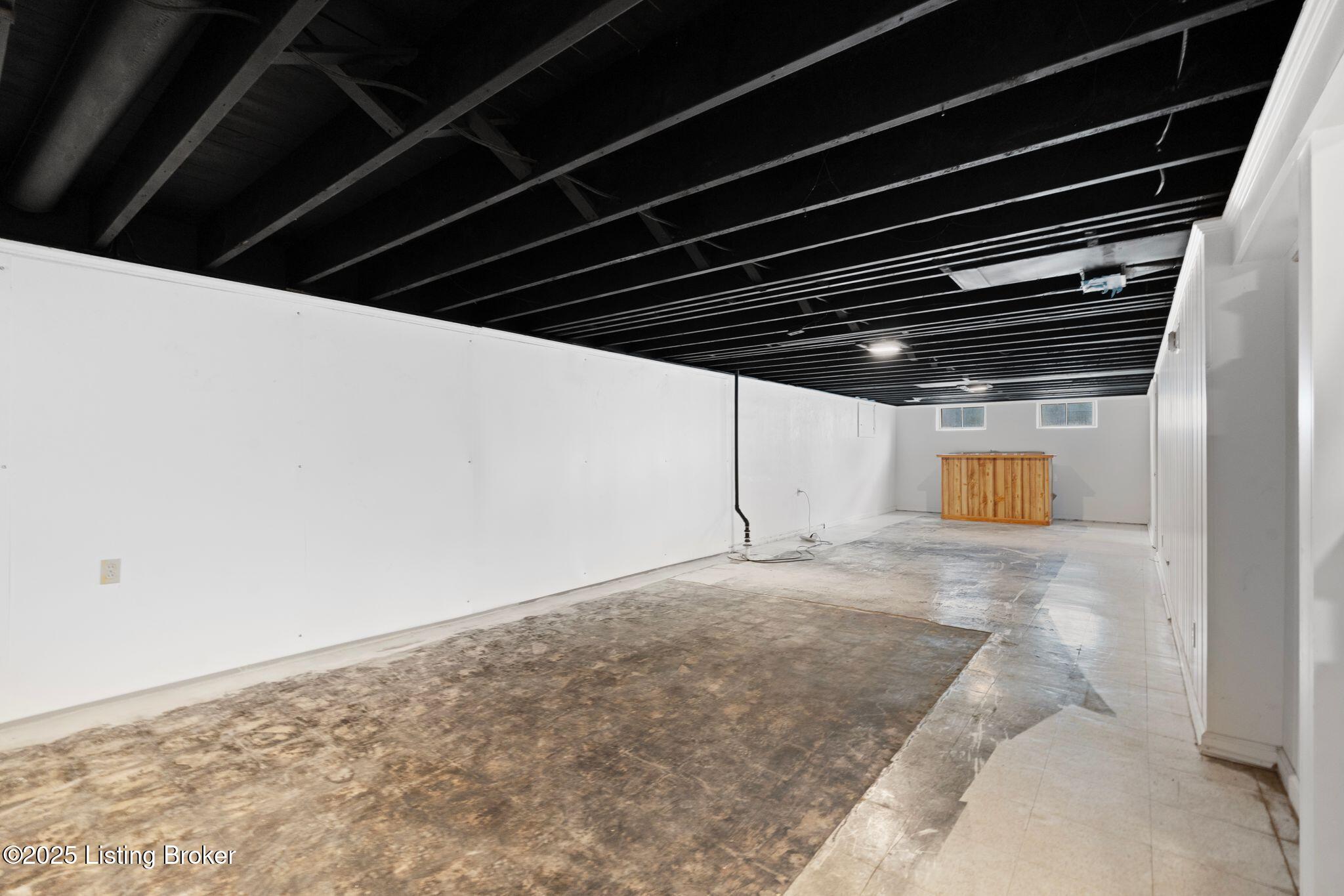 9000 Haviland Ave, Louisville