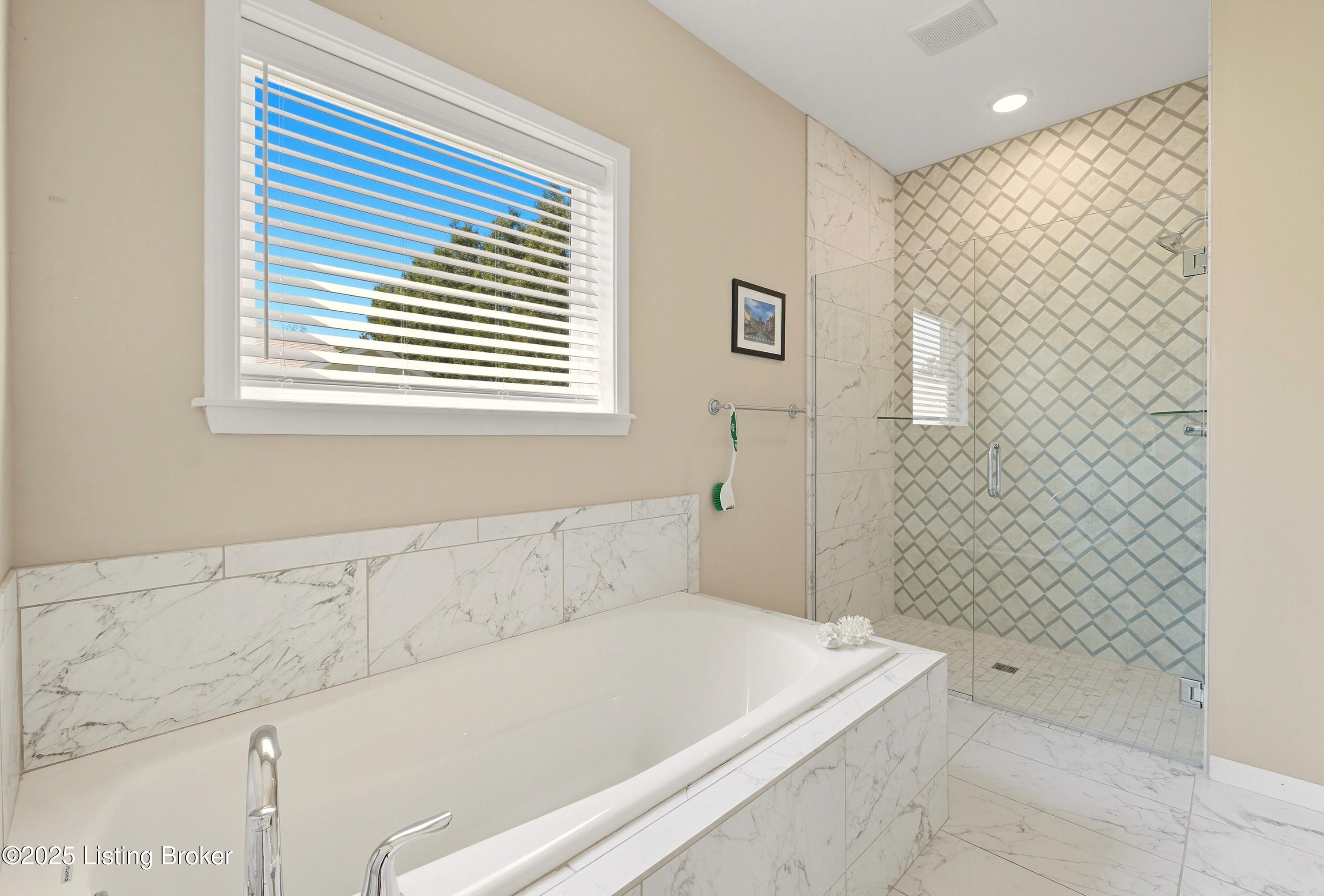 4224 Kenlie Wynde Way, Louisville