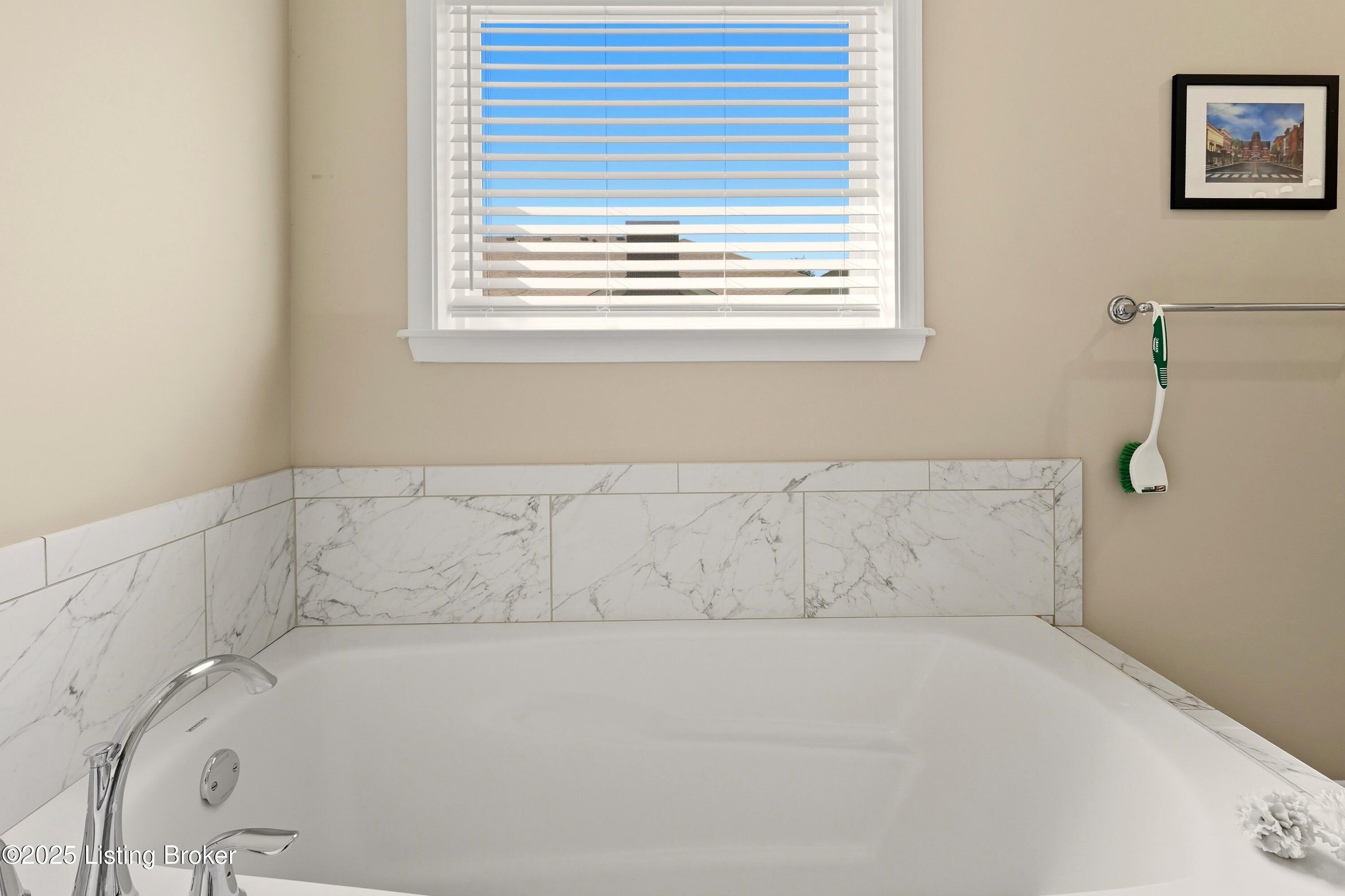 4224 Kenlie Wynde Way, Louisville