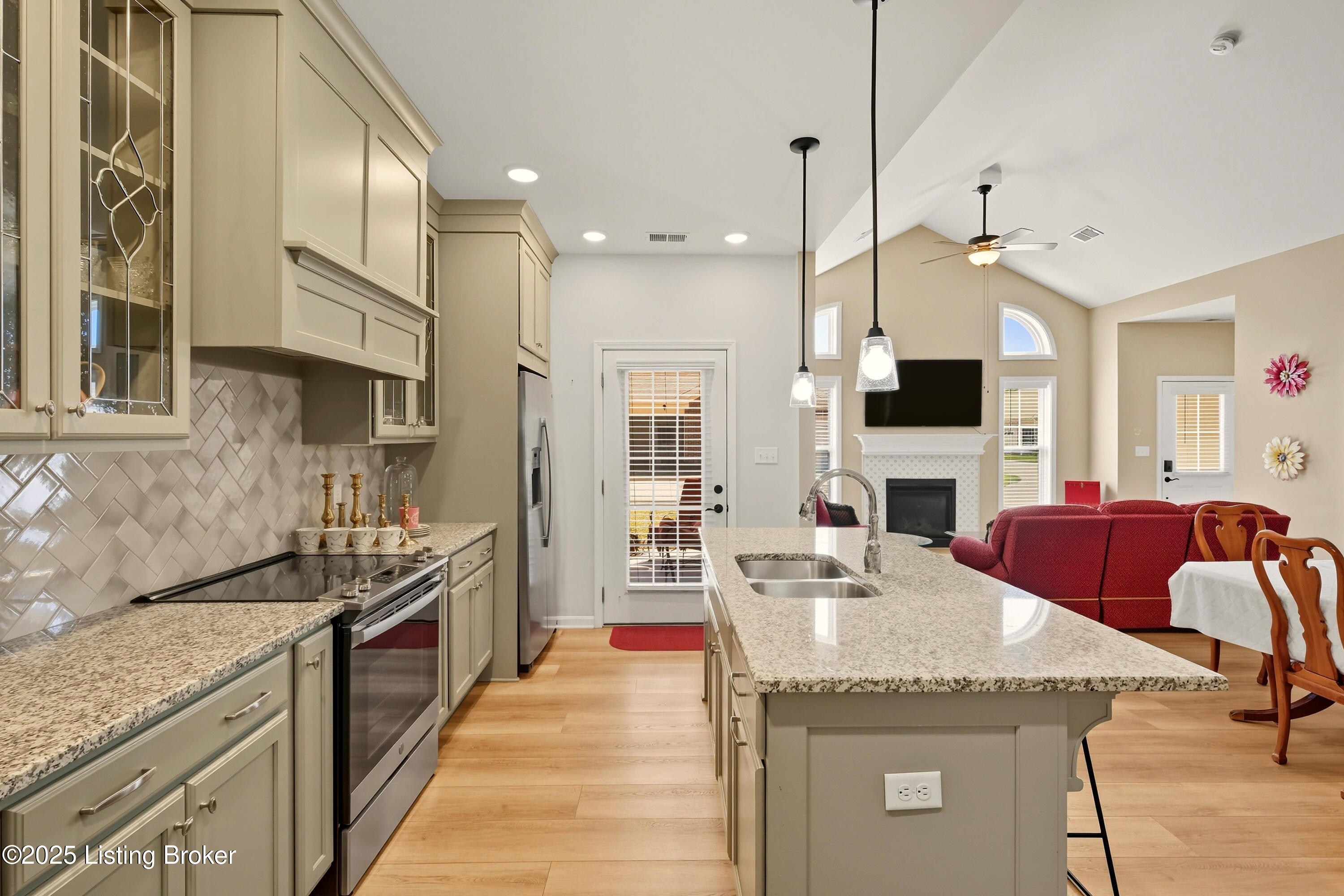 4224 Kenlie Wynde Way, Louisville