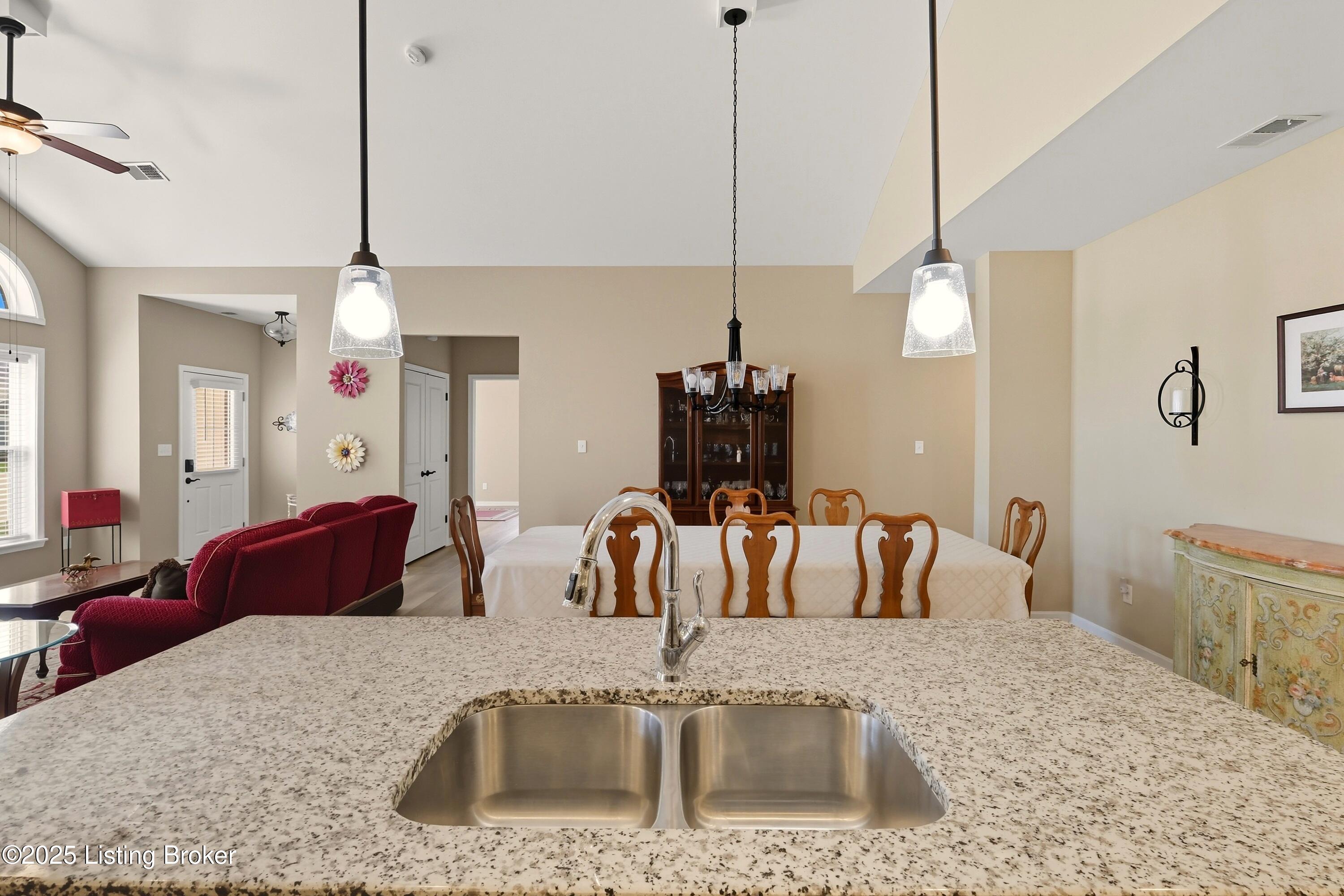 4224 Kenlie Wynde Way, Louisville