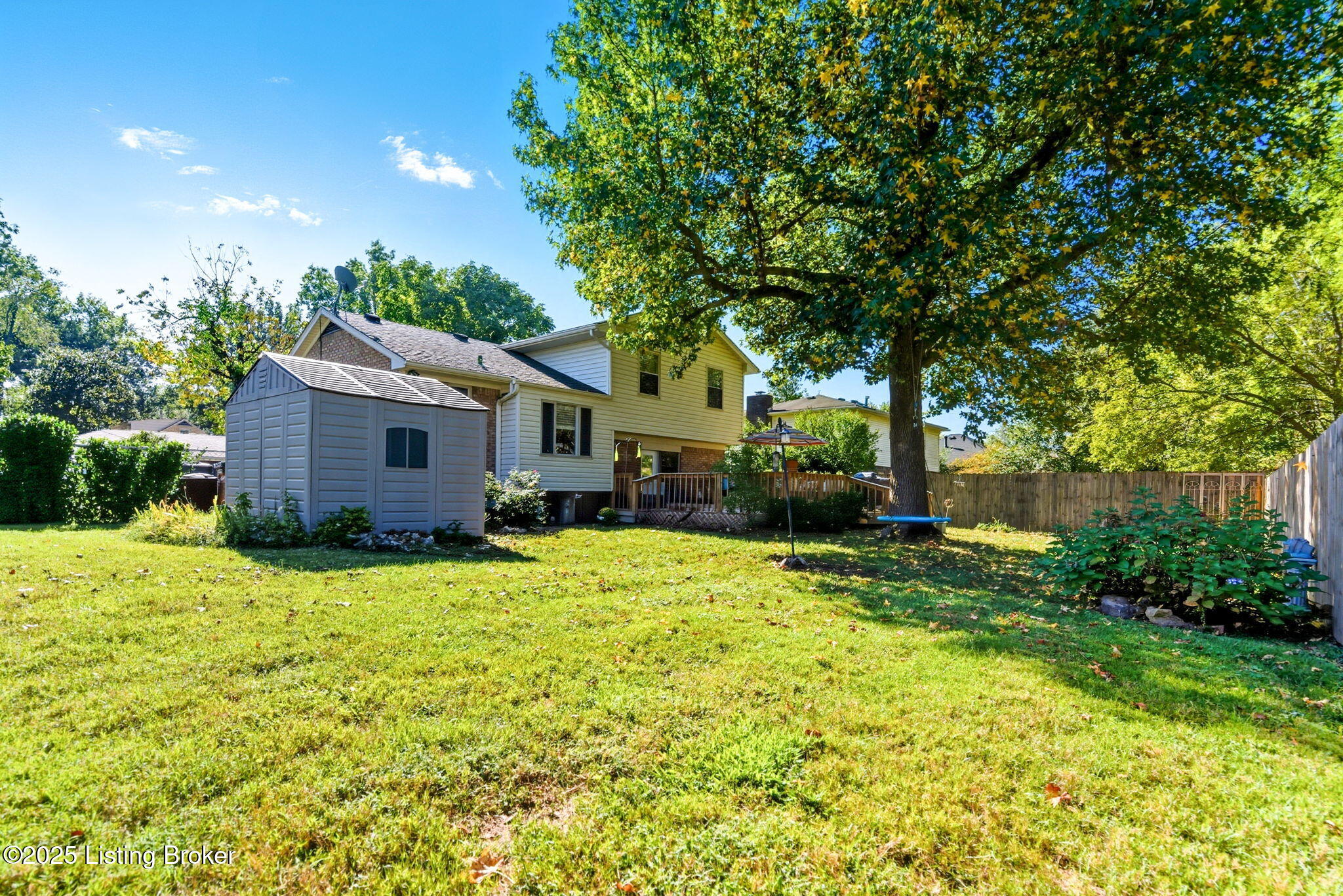 1018 Sir Lancelot Ln