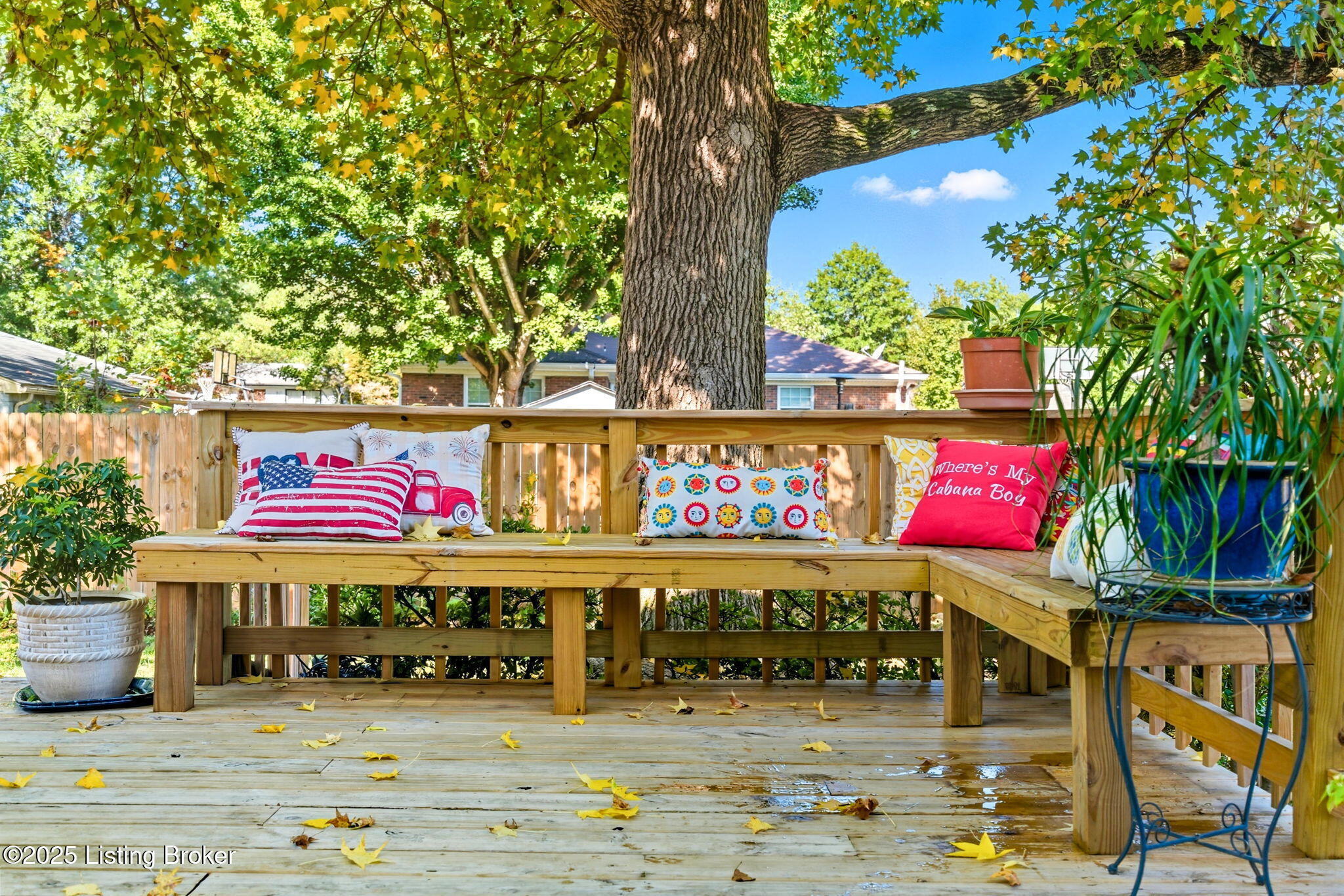 1018 Sir Lancelot Ln