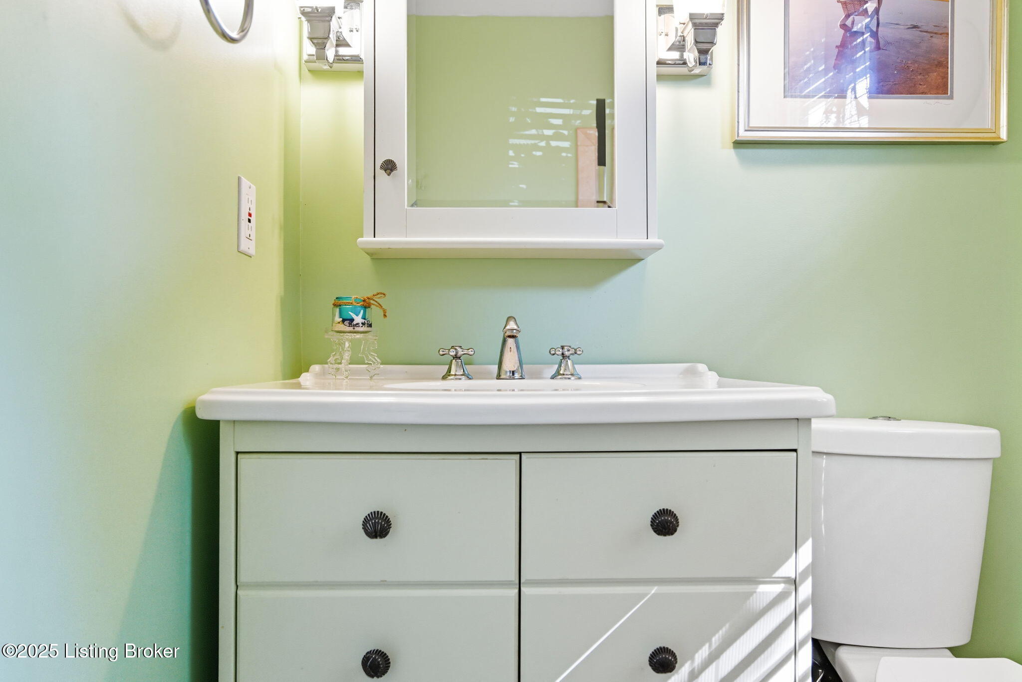 1018 Sir Lancelot Ln