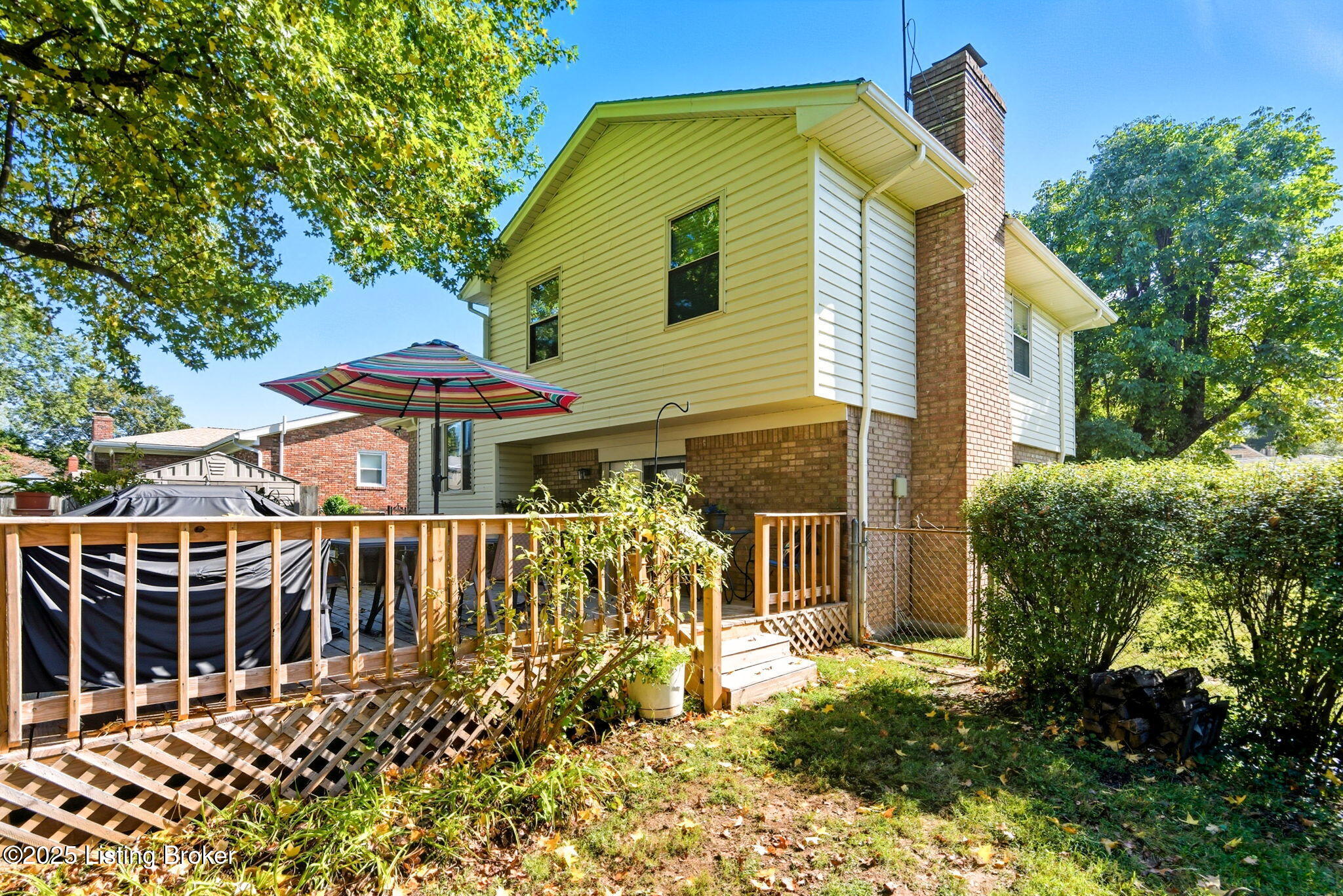 1018 Sir Lancelot Ln