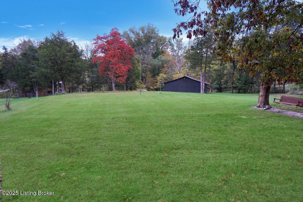 2302 Forrest Park Dr