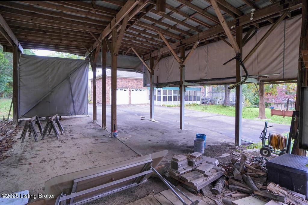 2302 Forrest Park Dr