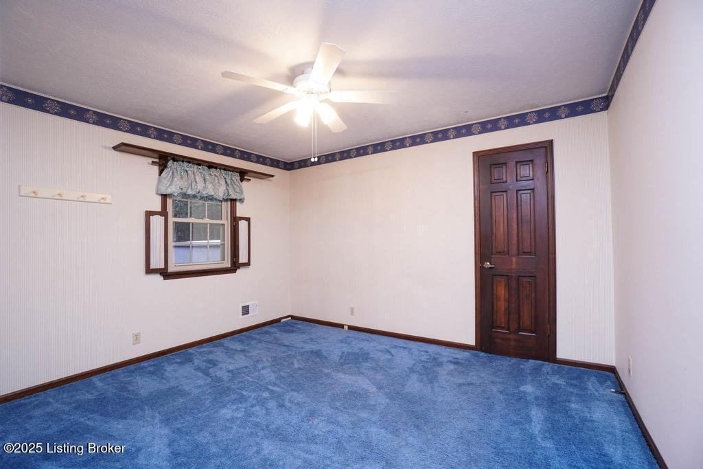 2302 Forrest Park Dr