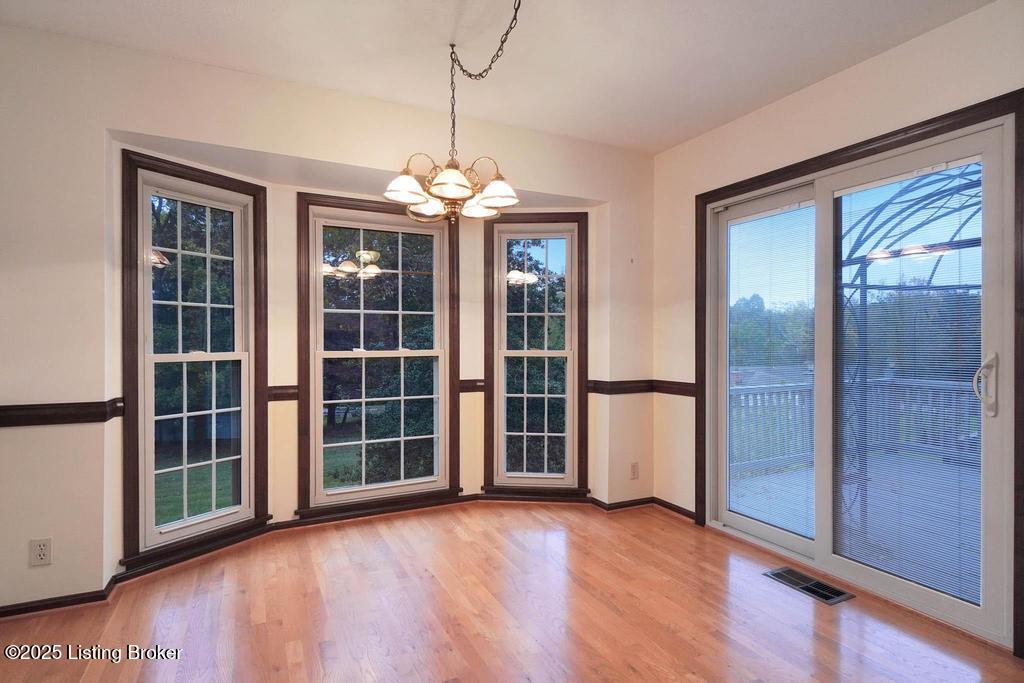 2302 Forrest Park Dr