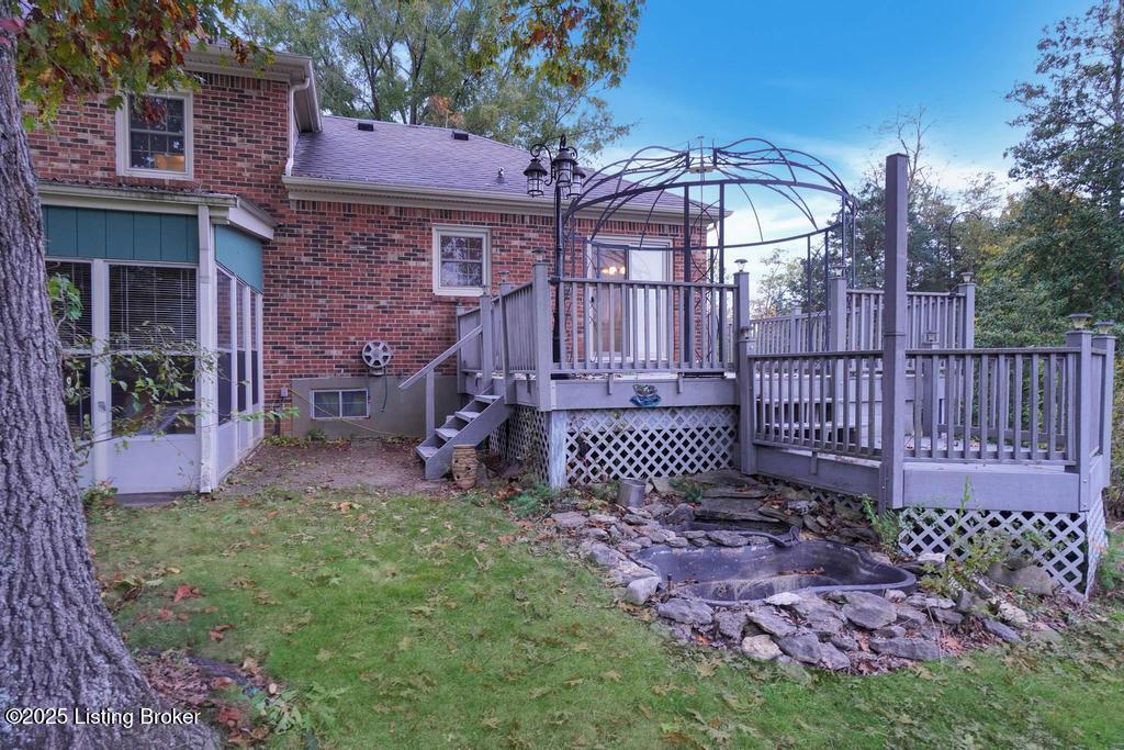 2302 Forrest Park Dr