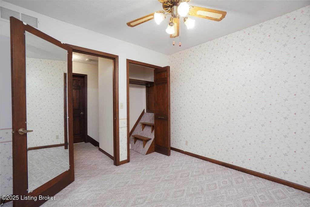 2302 Forrest Park Dr