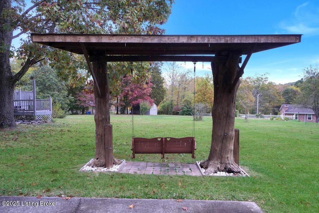 2302 Forrest Park Dr