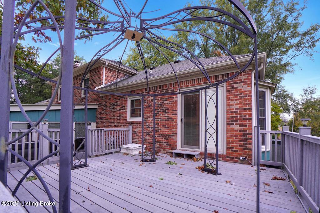 2302 Forrest Park Dr