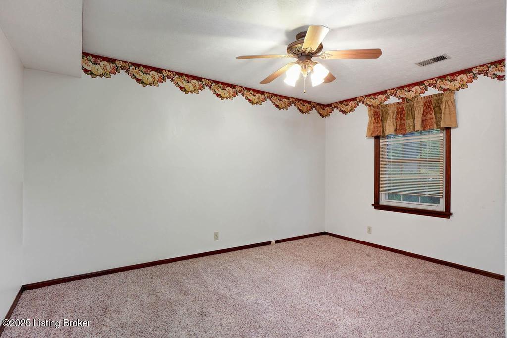 2302 Forrest Park Dr