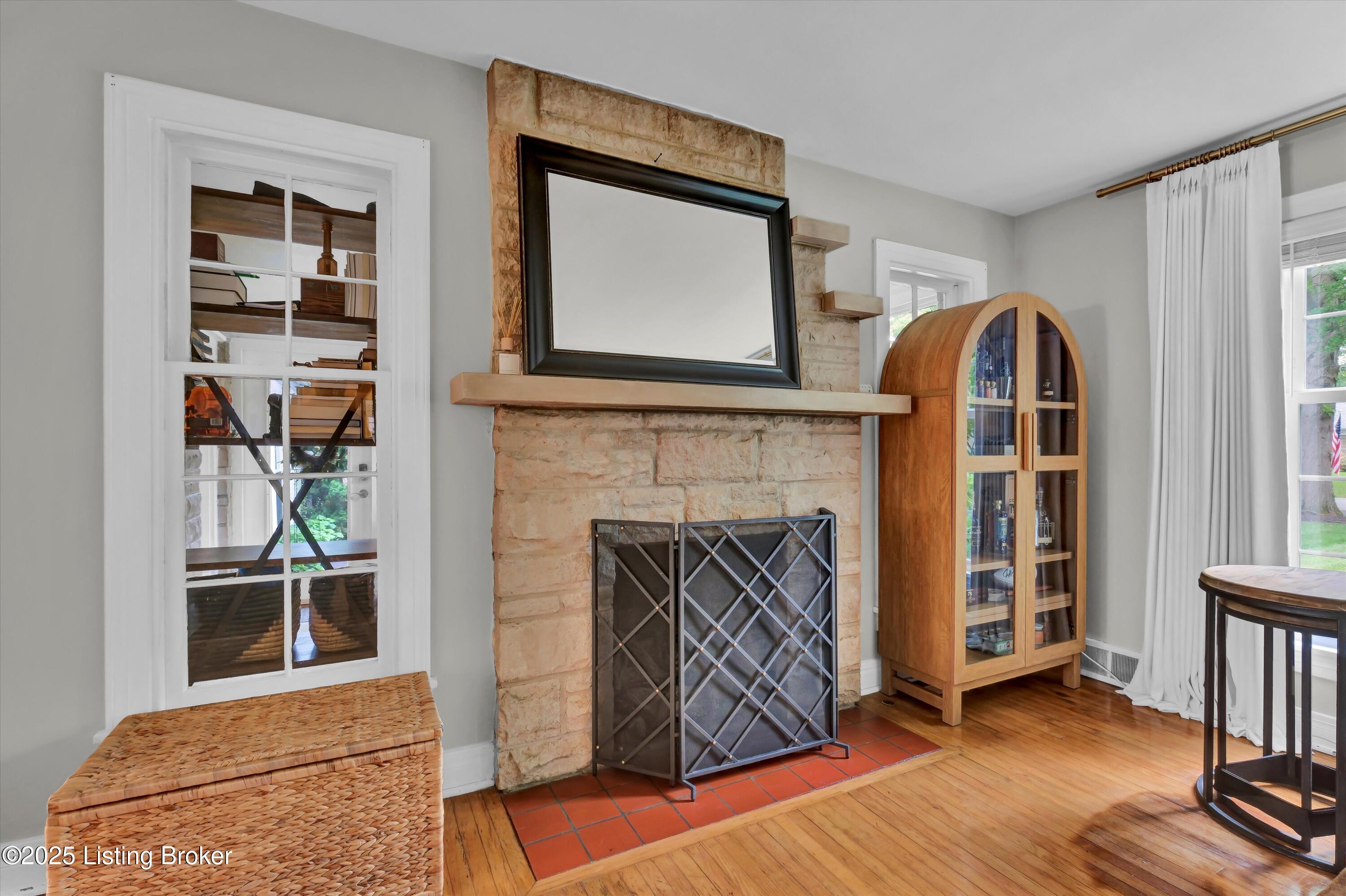 104 South Hampton Rd