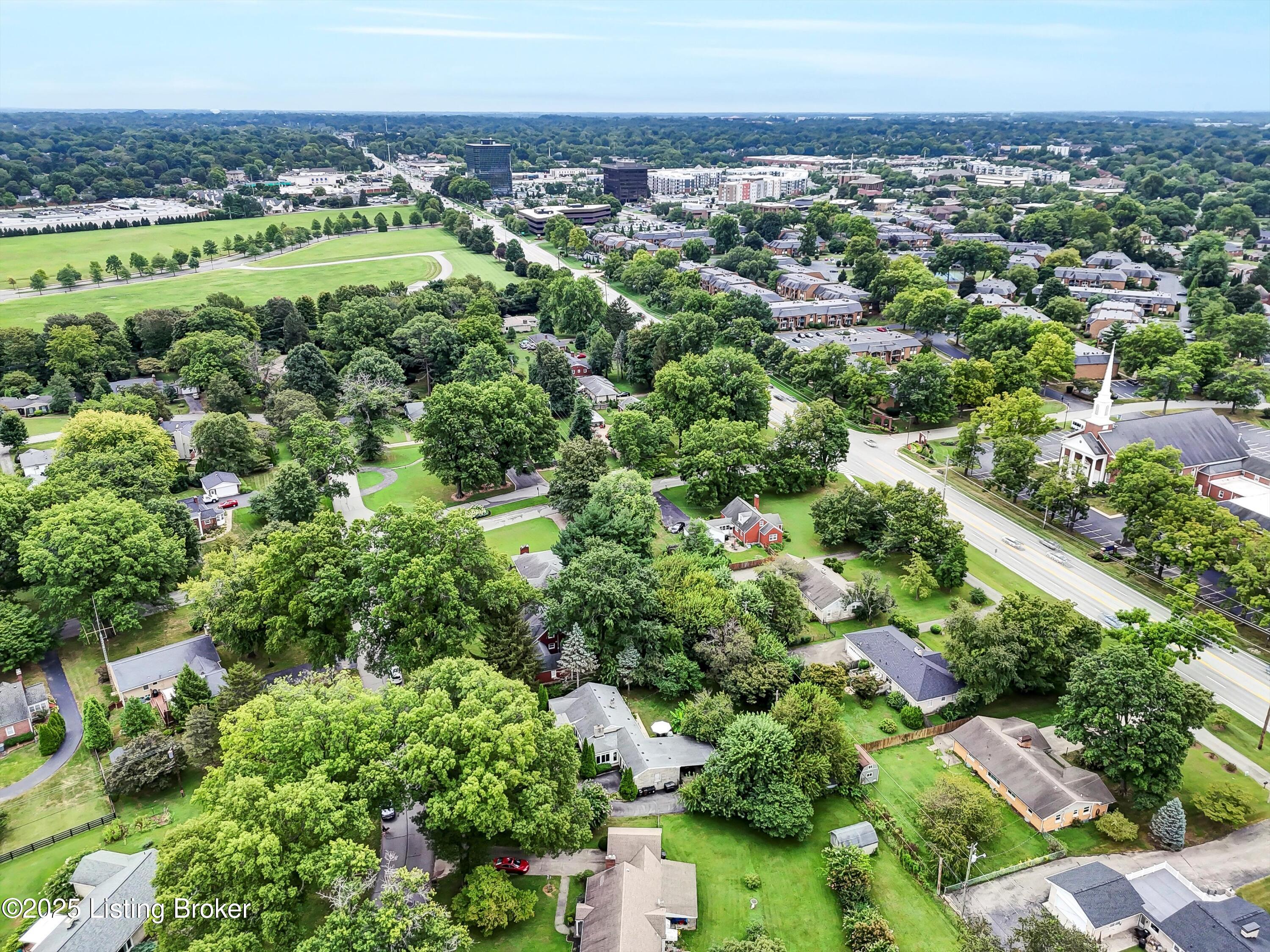 104 South Hampton Rd