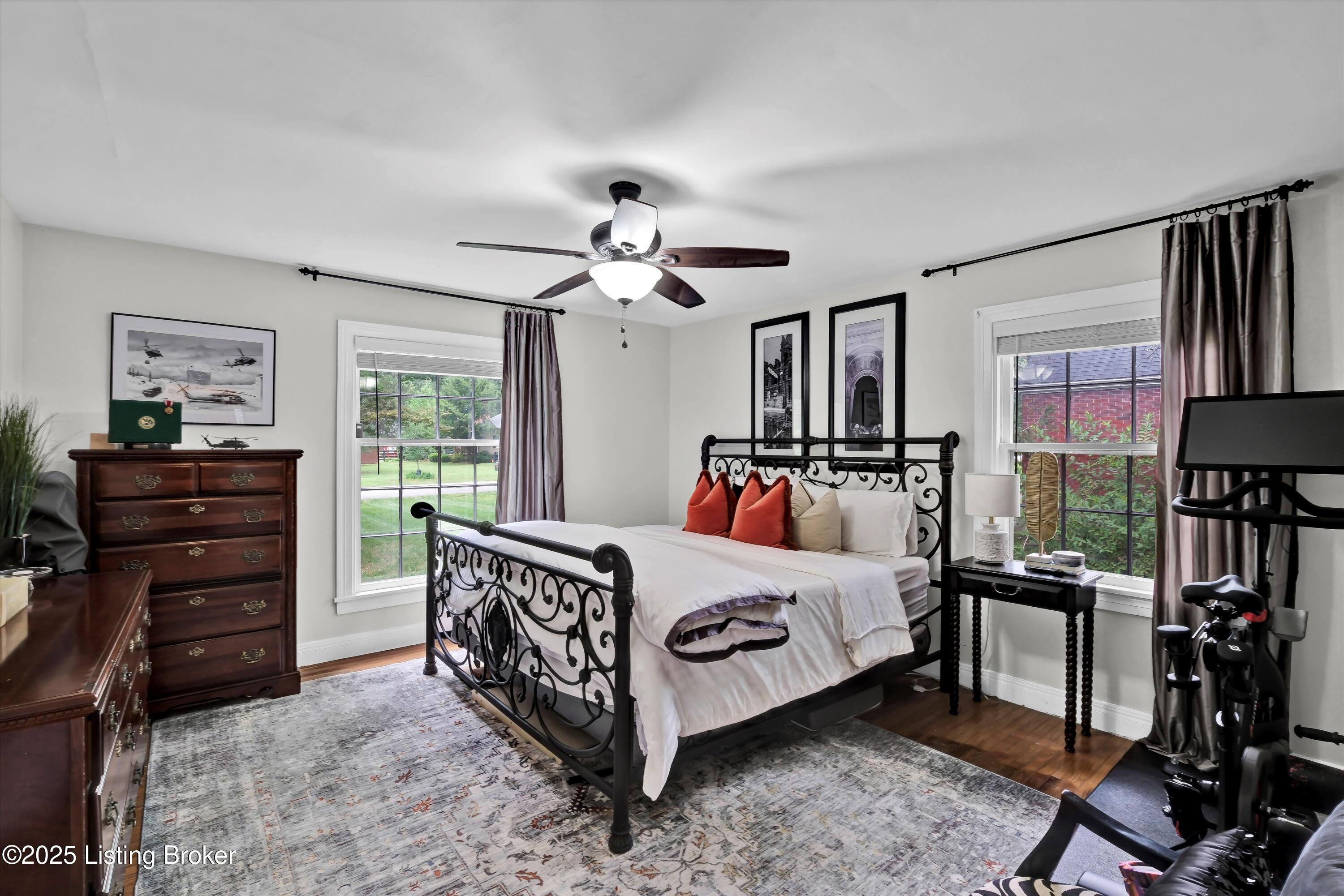 104 South Hampton Rd