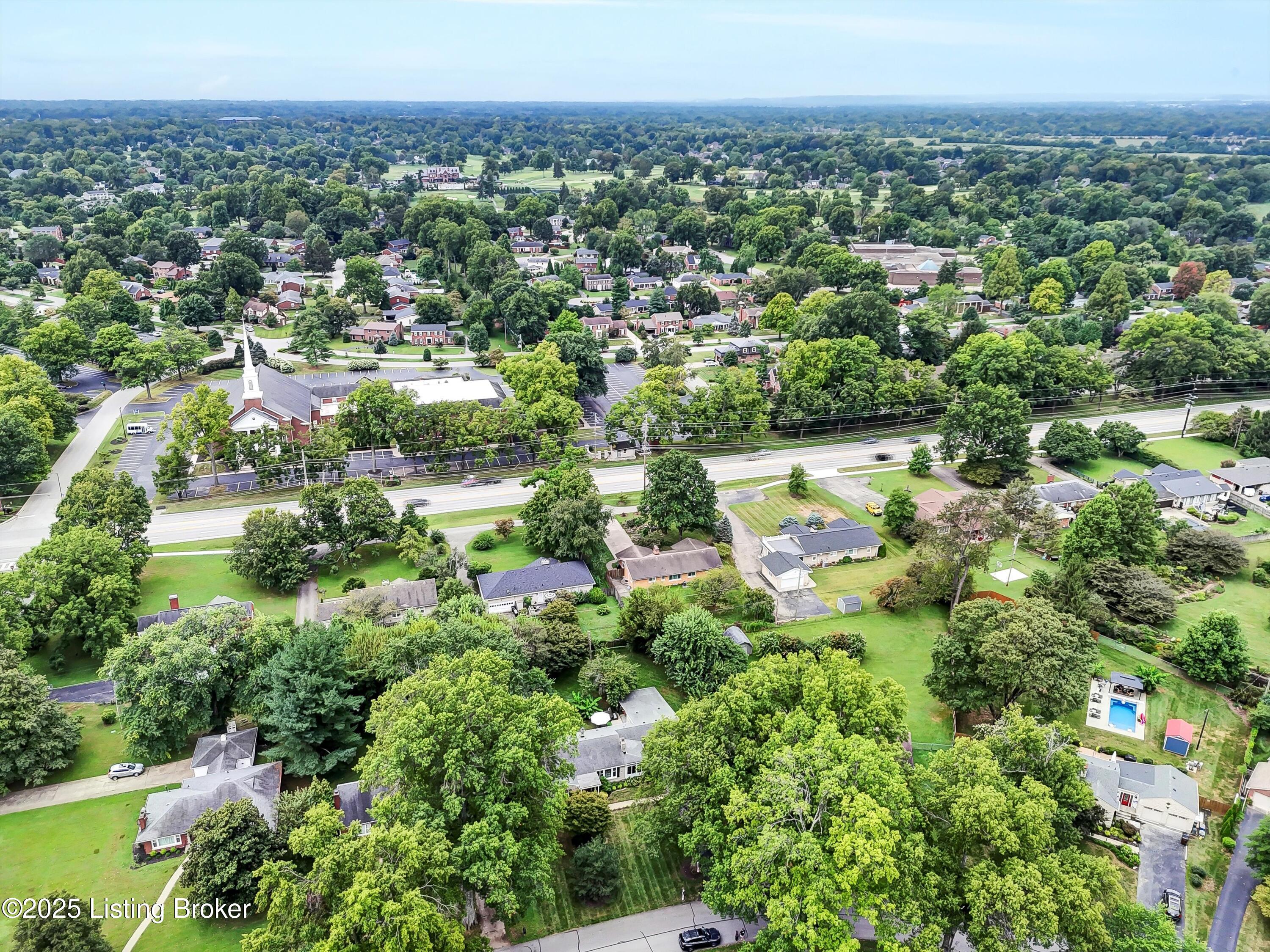 104 South Hampton Rd