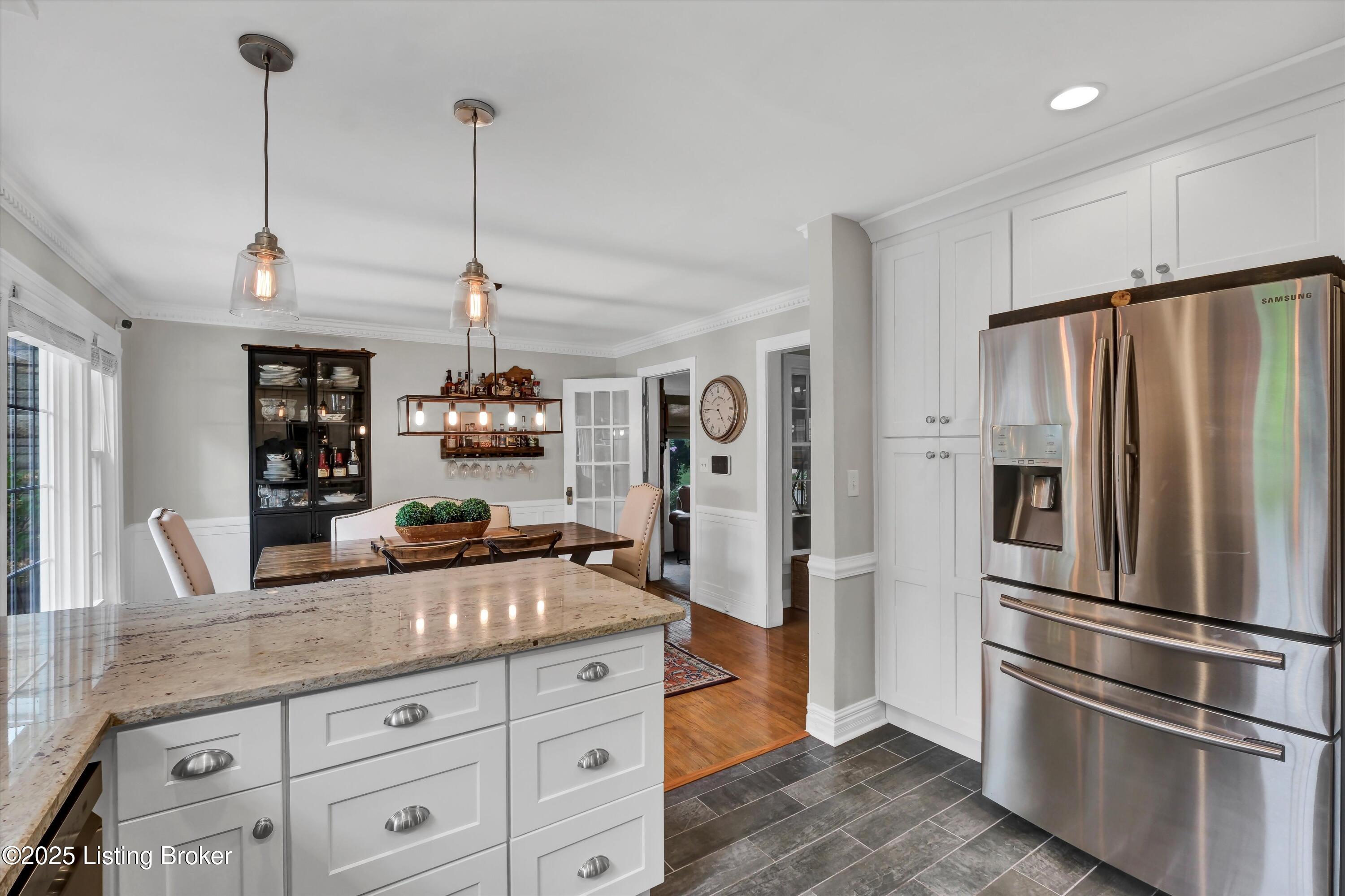 104 South Hampton Rd