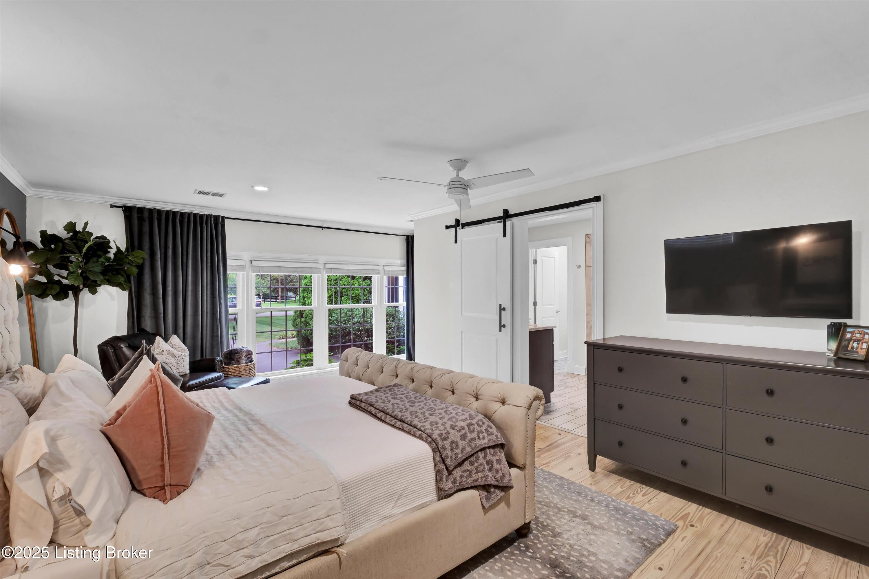 104 South Hampton Rd