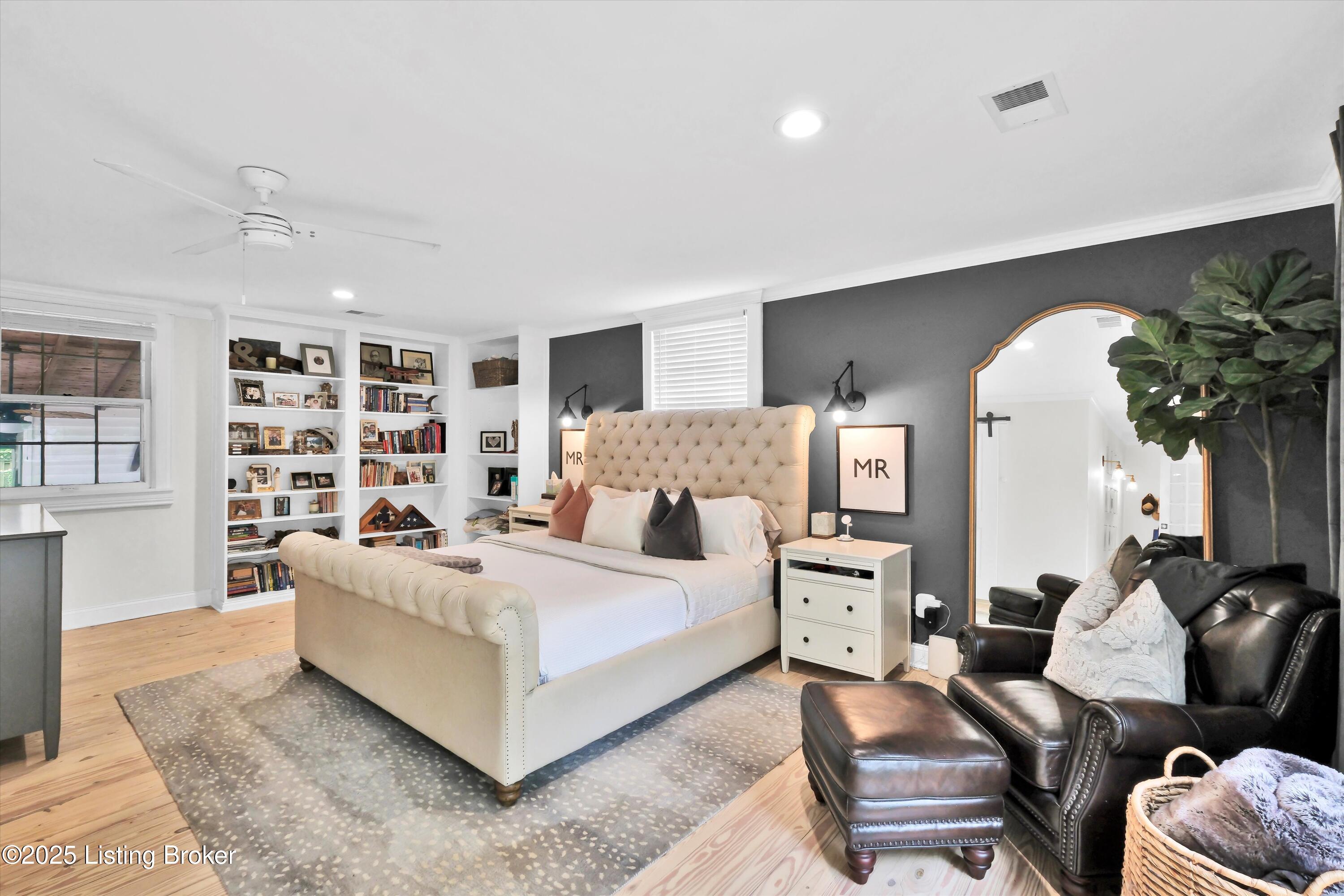 104 South Hampton Rd