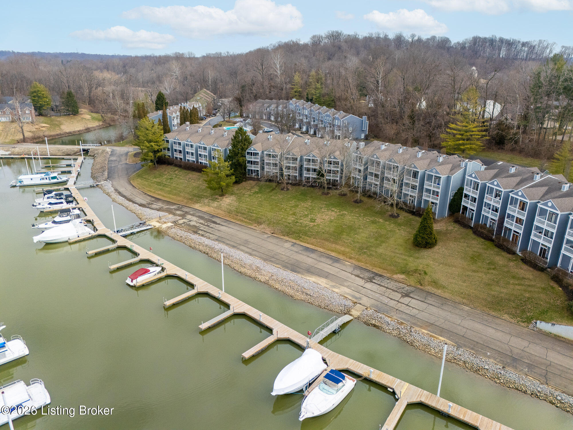 5002 Harrods Landing Dr